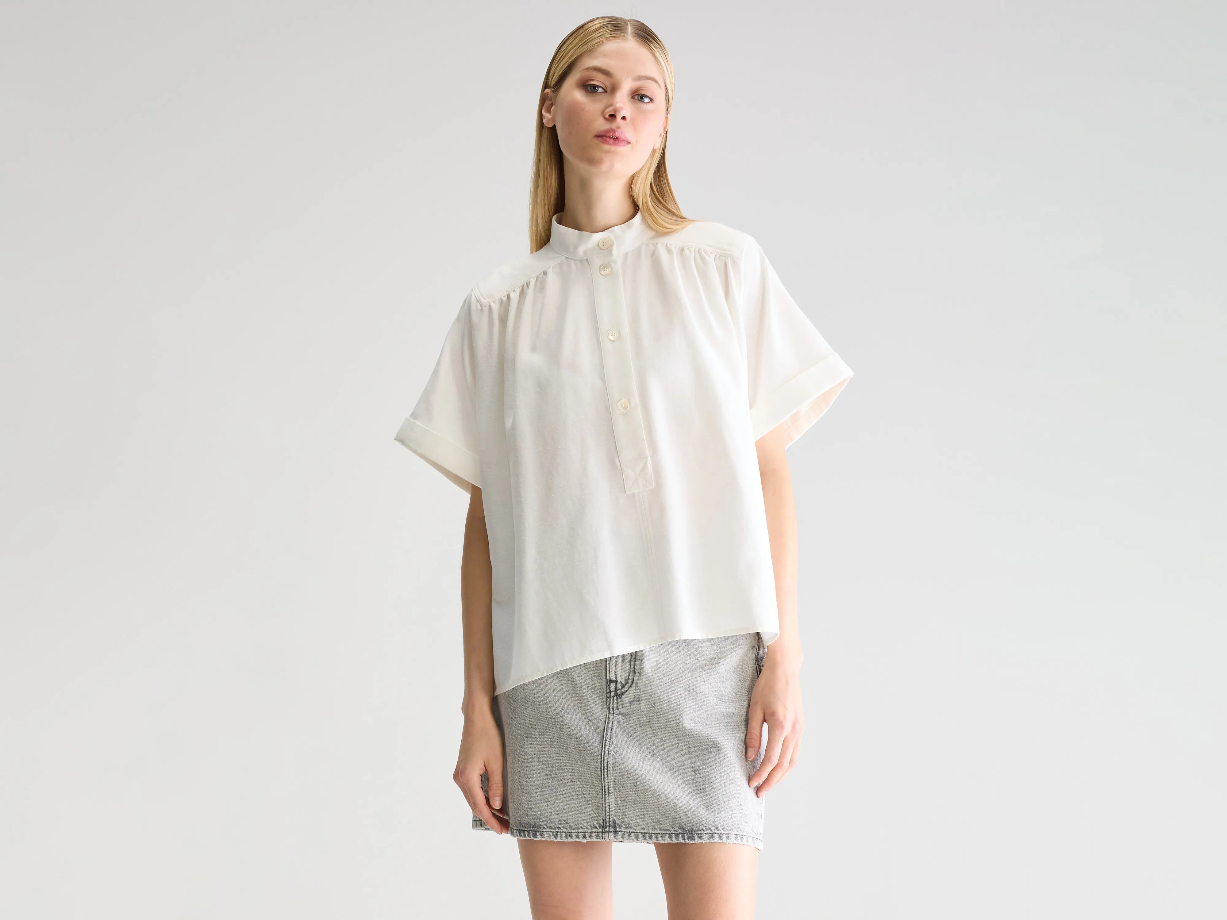 Pear short-sleeve blouse (251 / W / WHITE)