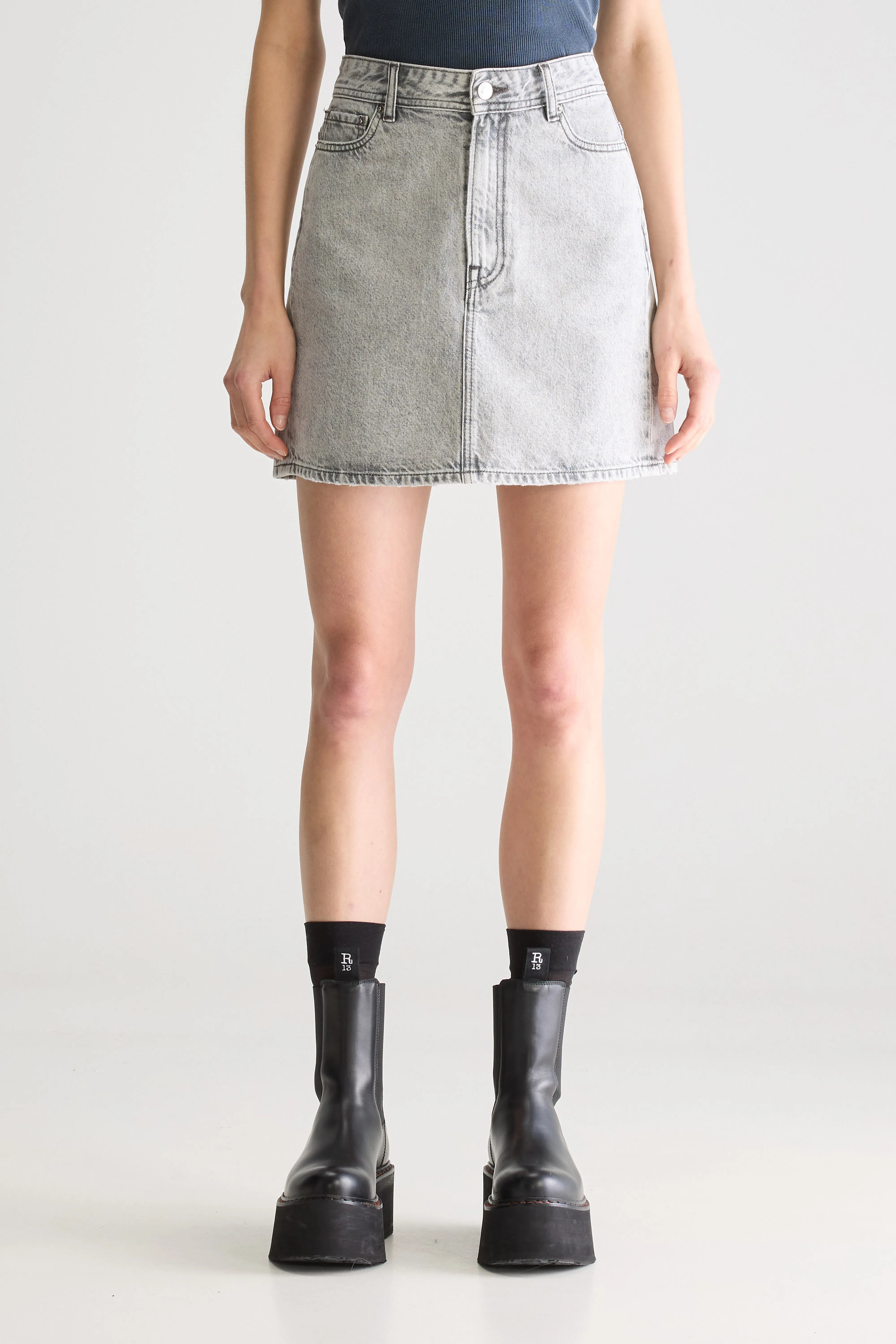 Pipa Mini Denim Skirt - Used grey For Women | Bellerose