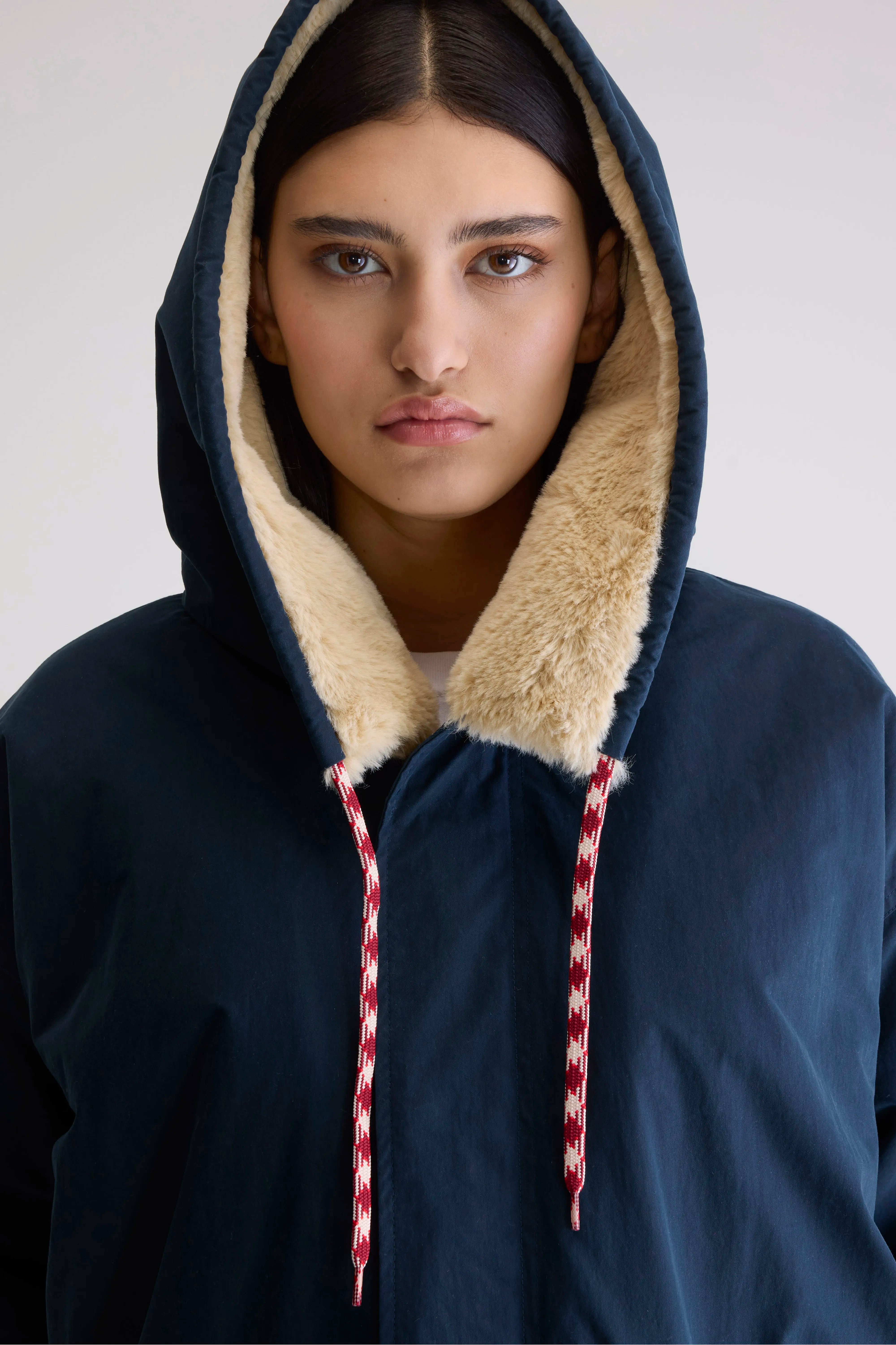 Laos hooded parka (242 / W / AMERICA)