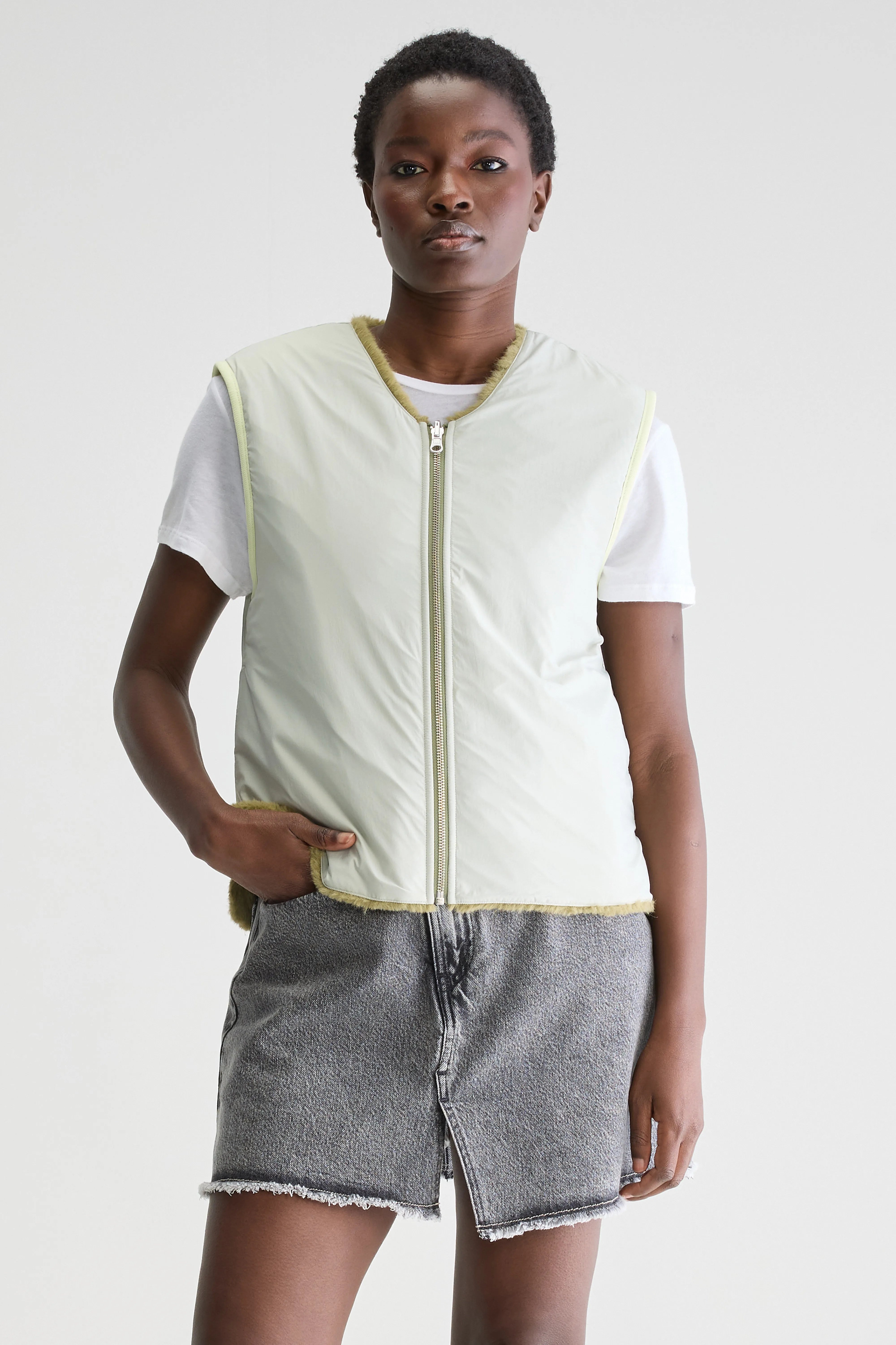 Hess Sleeveless Jacket - Desert sage For Women | Bellerose