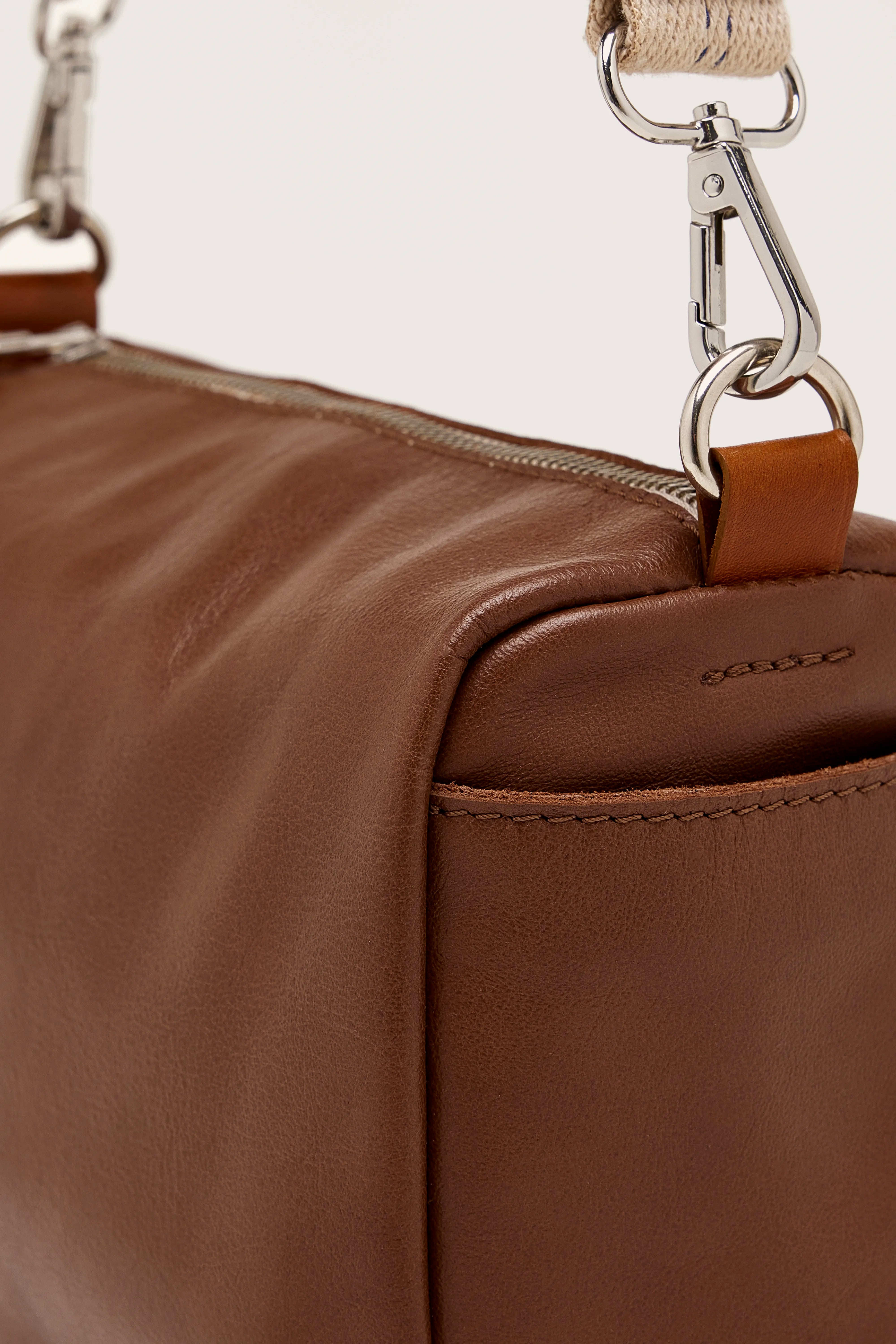 Sobox supple bag (252 / W / COGNAC)