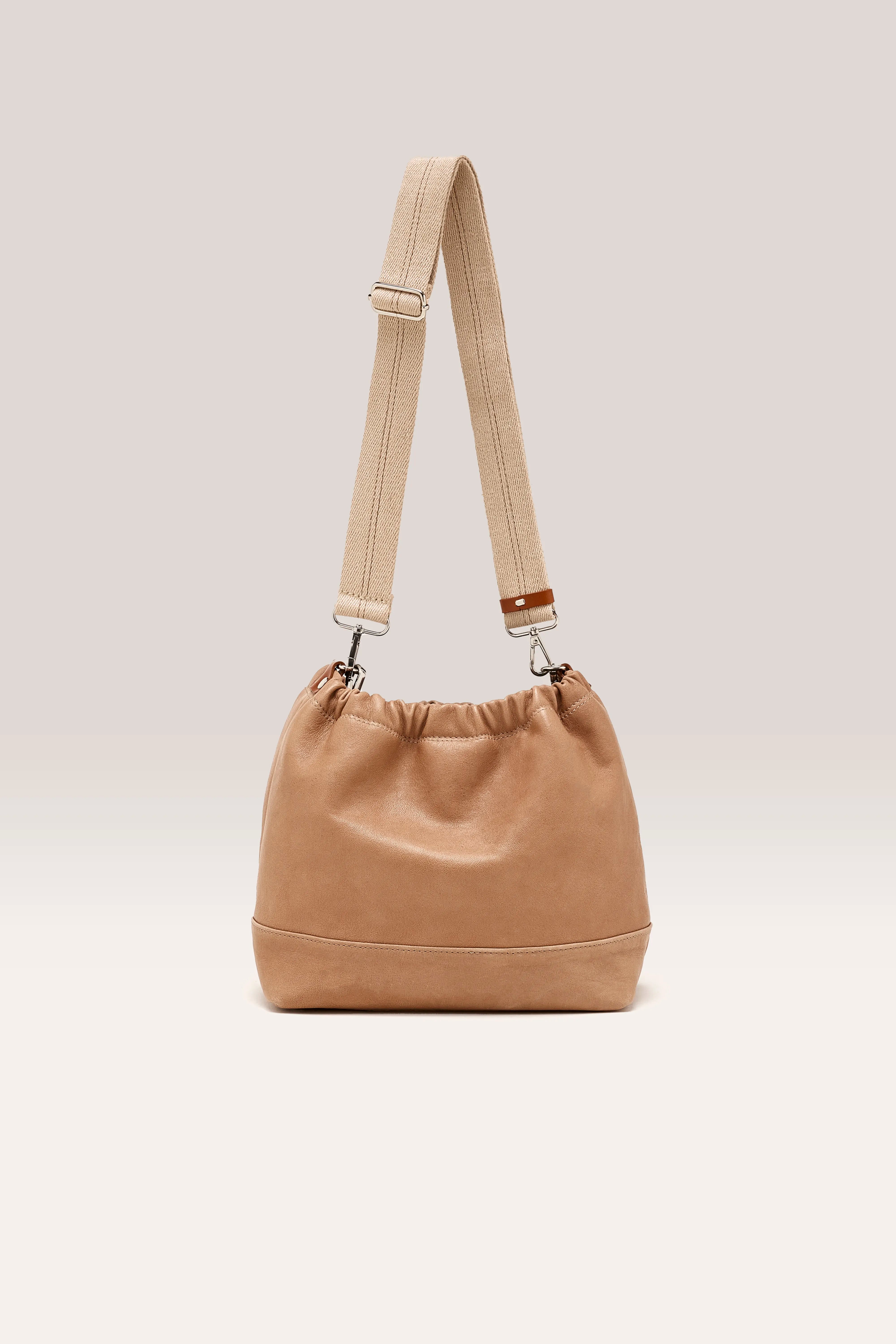 Soblan leather bag (251 / W / AMBRE)