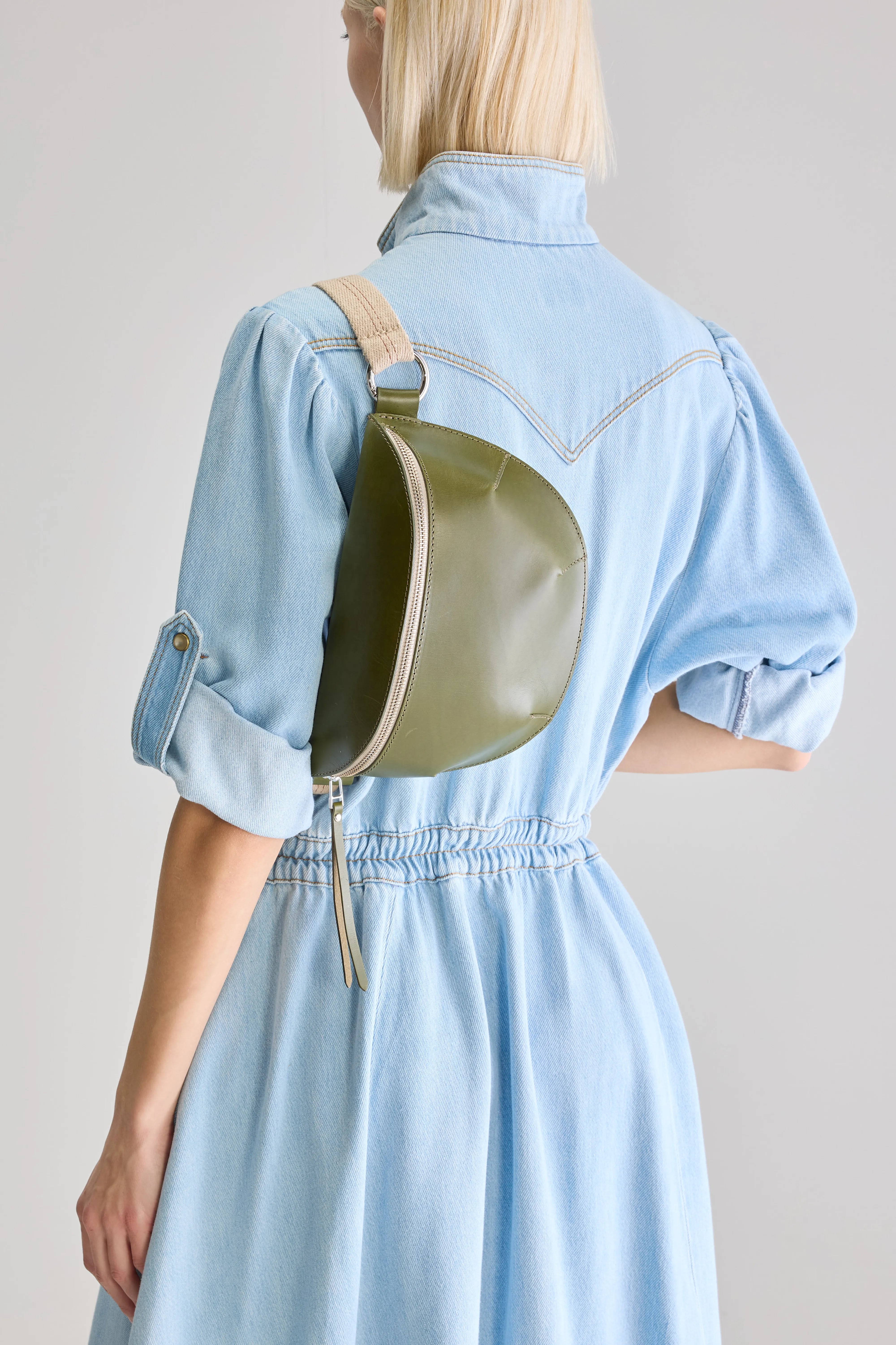 Rosie sling bag (251 / W / MOUSSE)