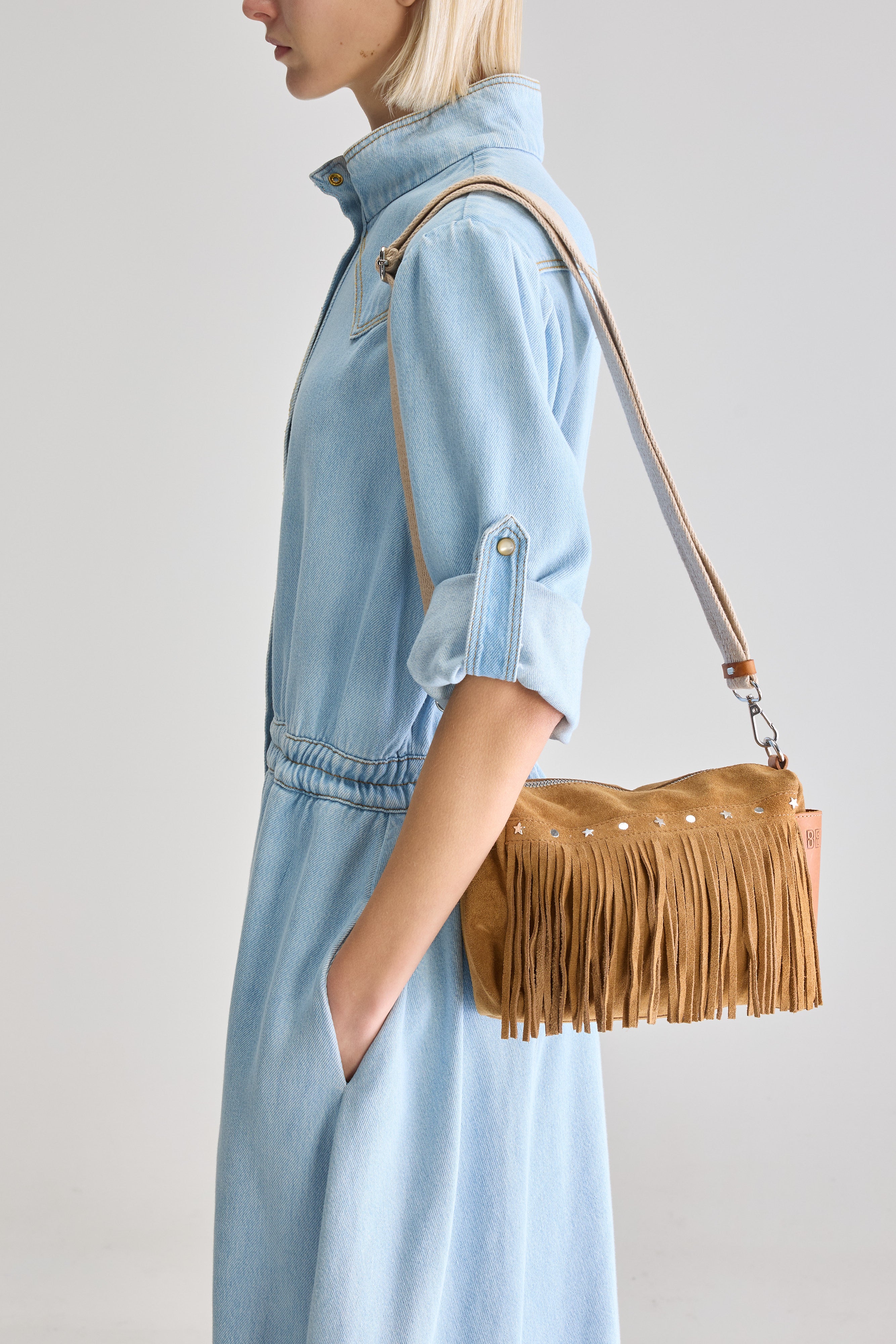 Soboto crossbody bag (251 / W / CAMEL)