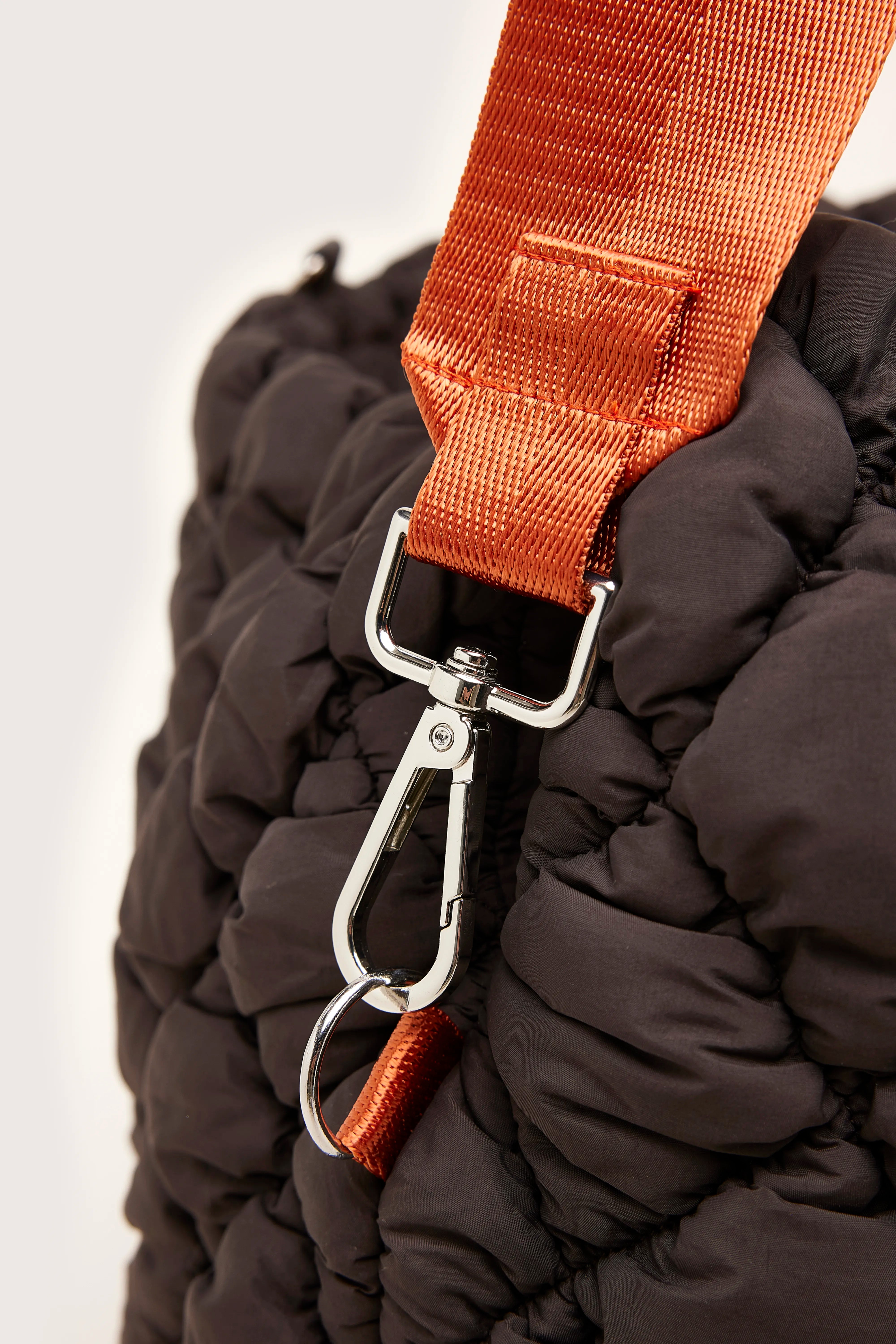 Sac Hela (251 / W / EBENE)