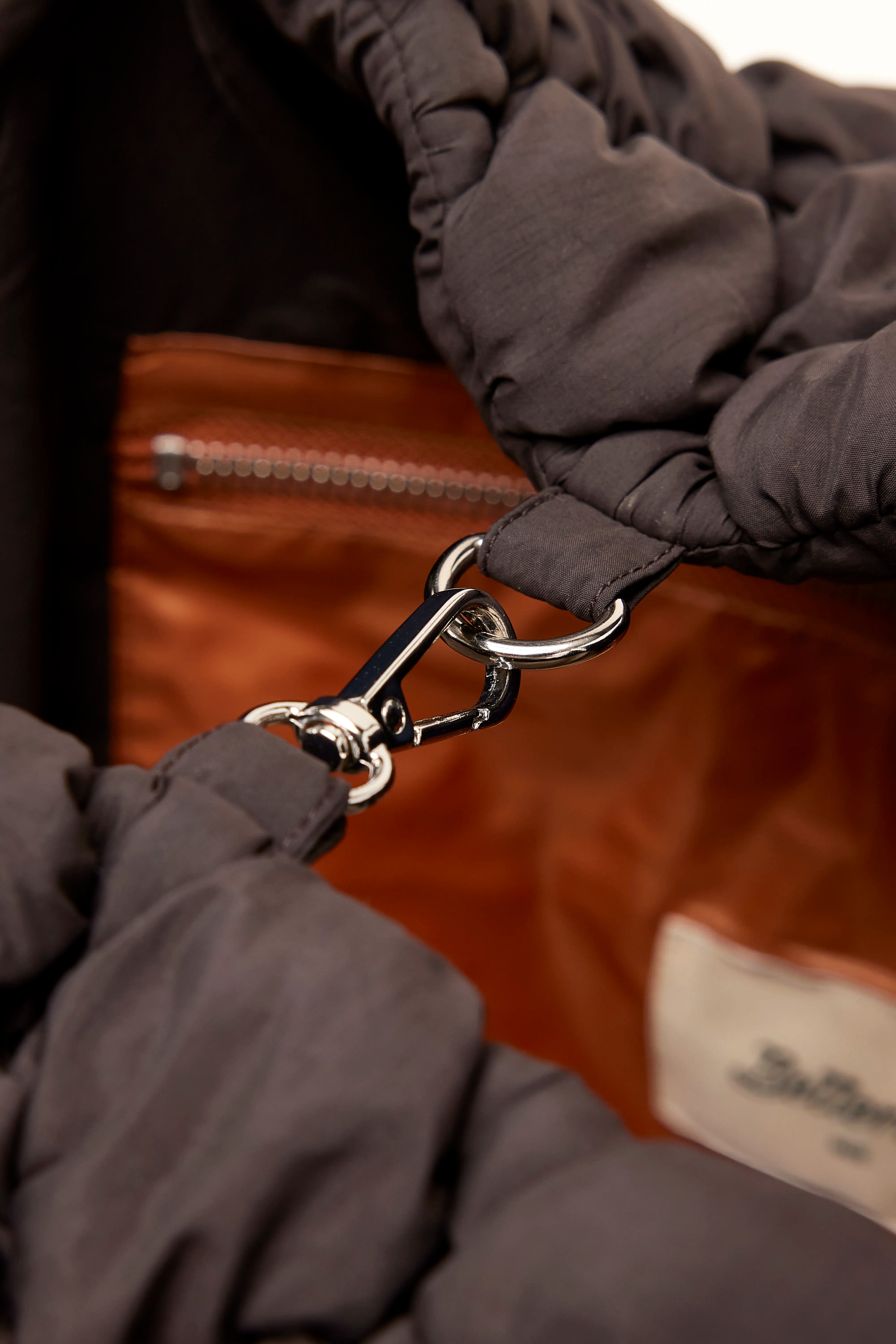Sac Hela (251 / W / EBENE)