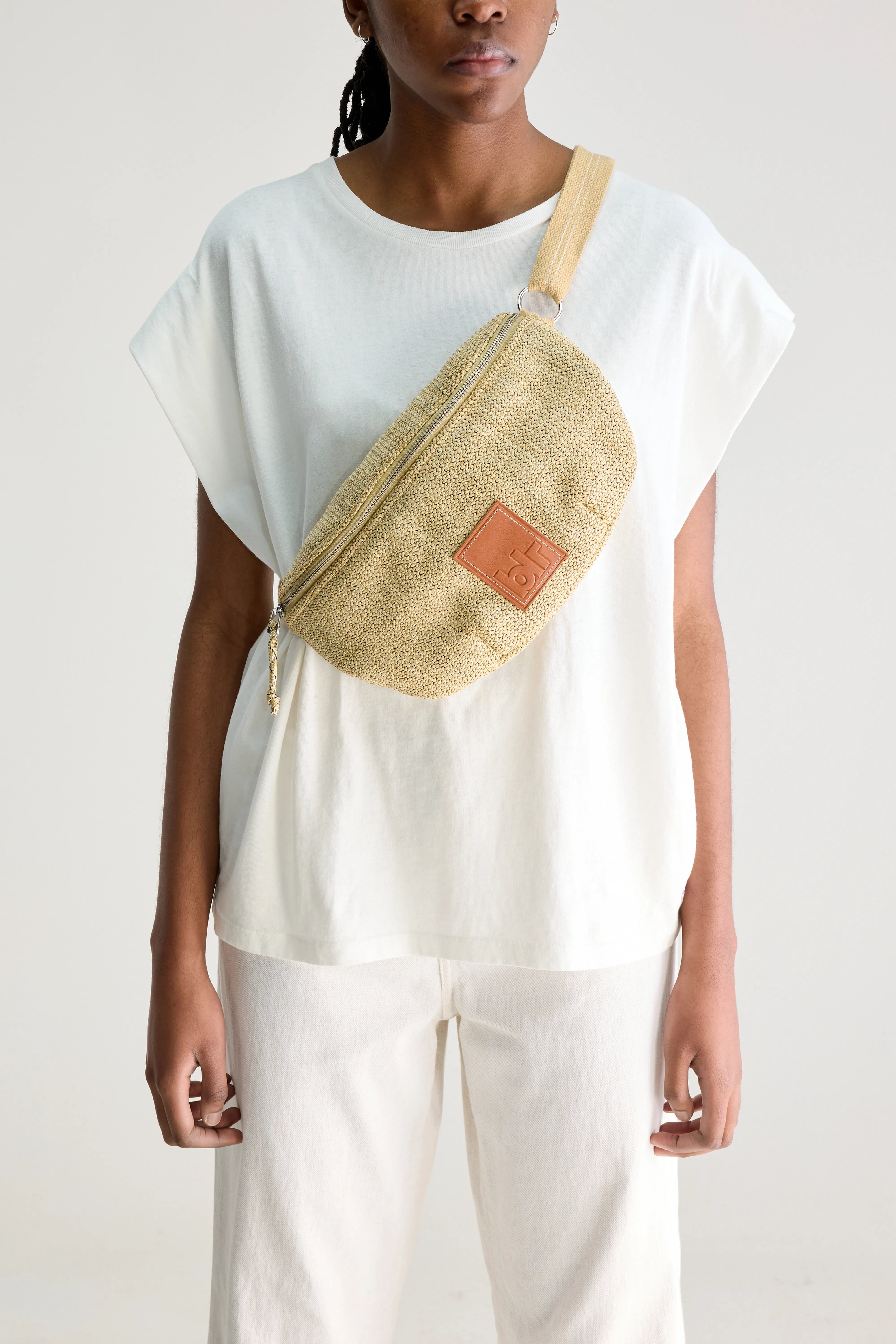 Hosun Sling Bag - Antique gold For Women | Bellerose