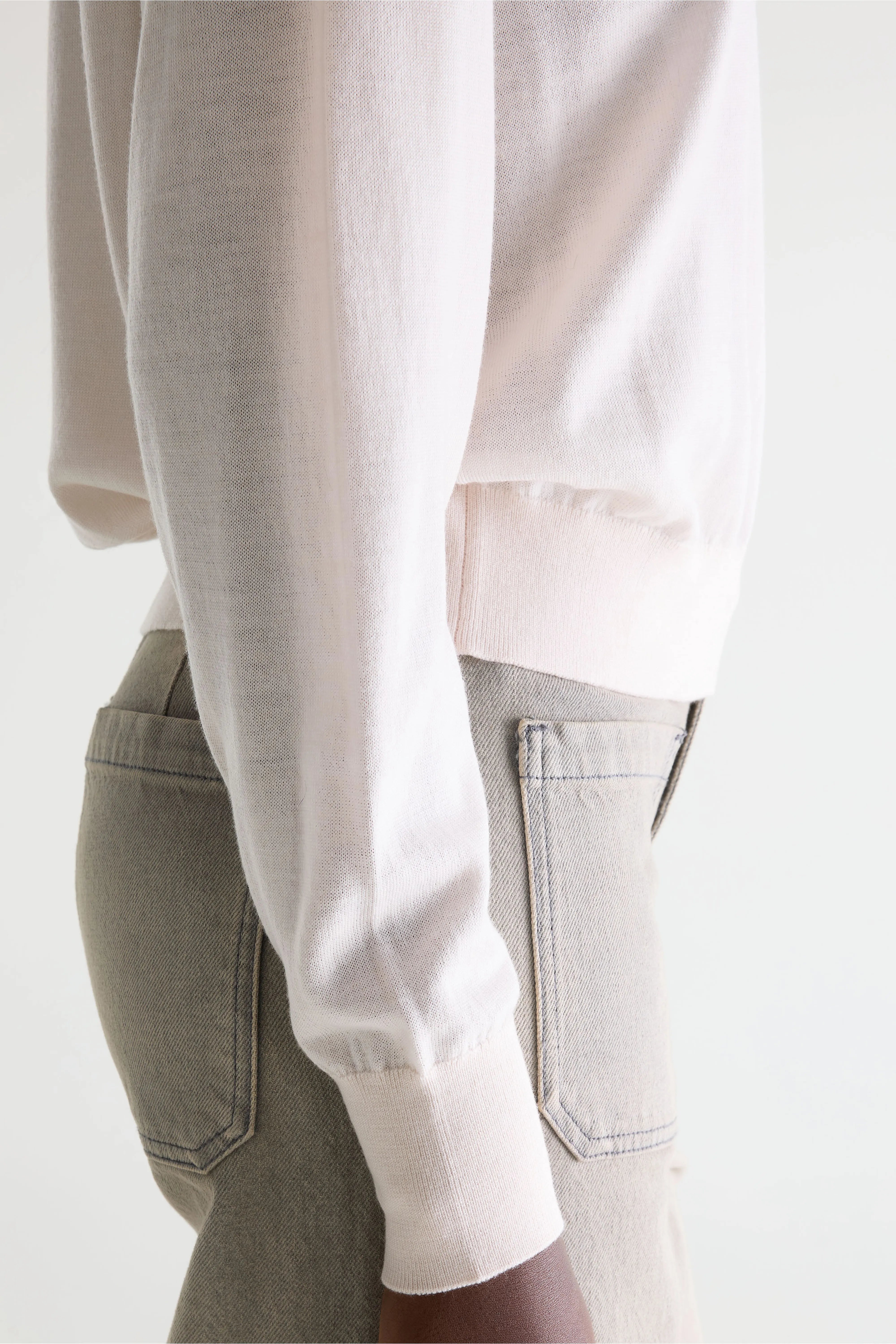 Delen klassieke trui met ronde hals (252 / W / IVORY)