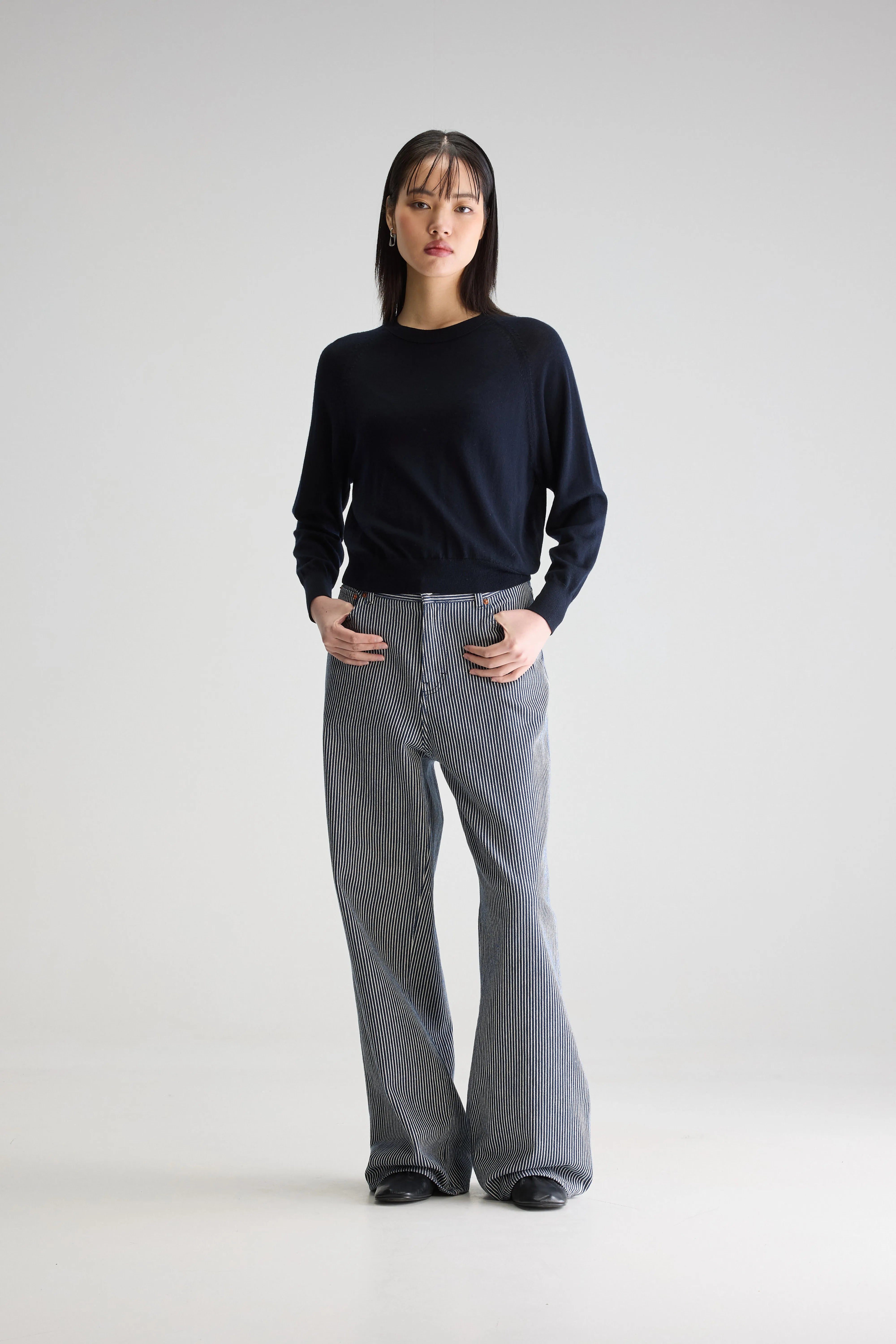 Delen Classic Crewneck Navy Sweater - Navy For Women | Bellerose