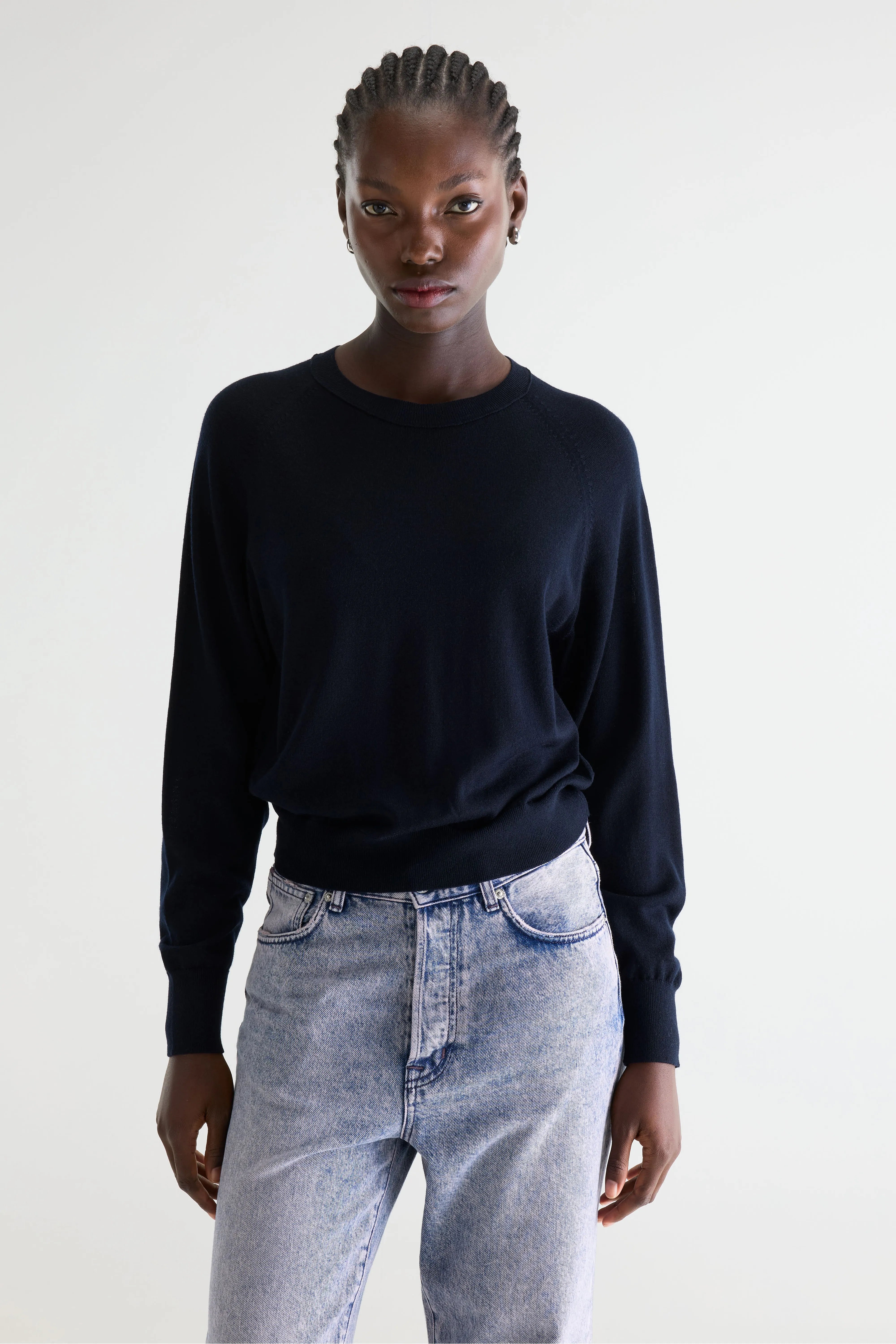 Delen Classic Crewneck Sweater - Navy For Women | Bellerose