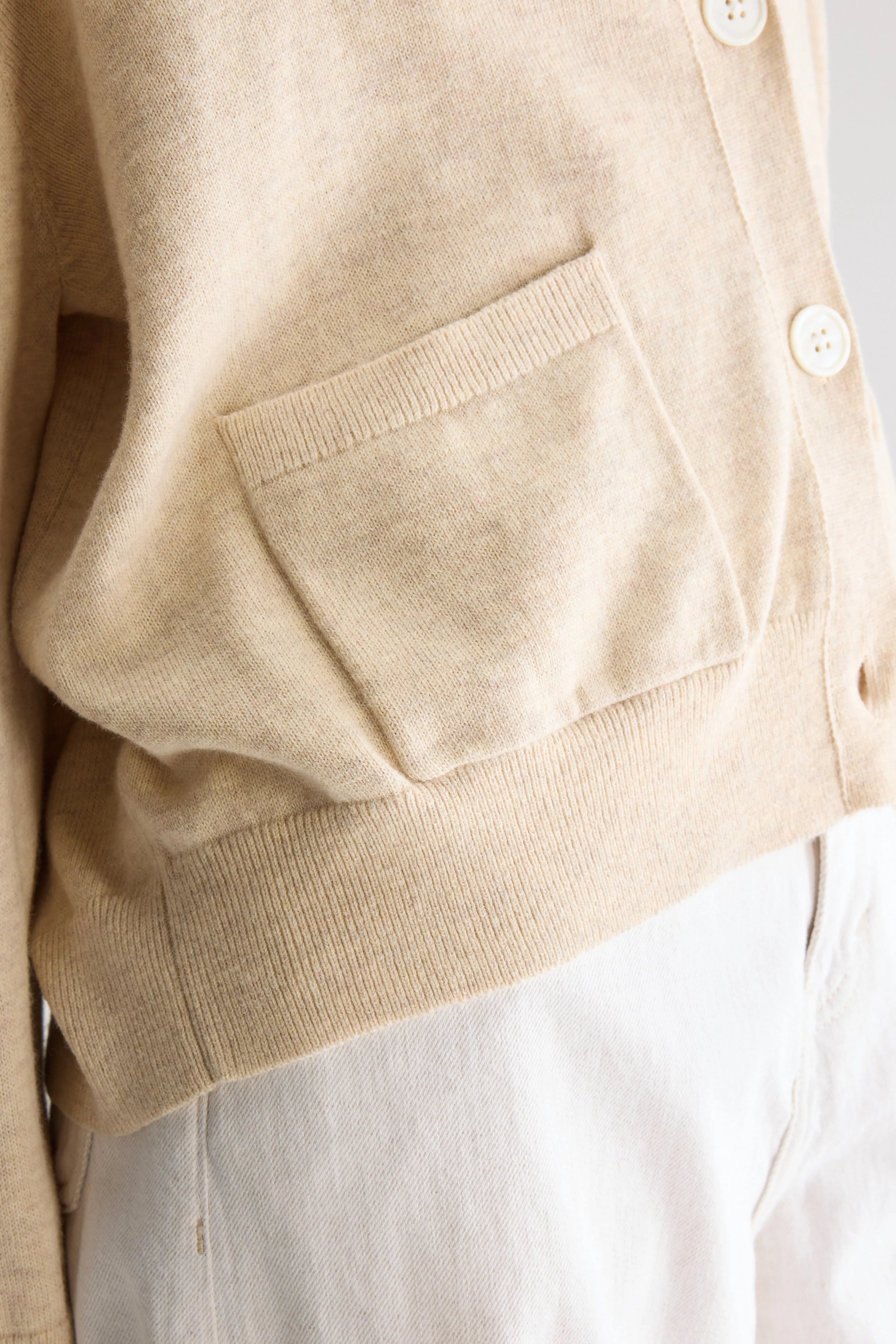 Gakkin cardigan met v-hals (251 / W / OATMEAL)