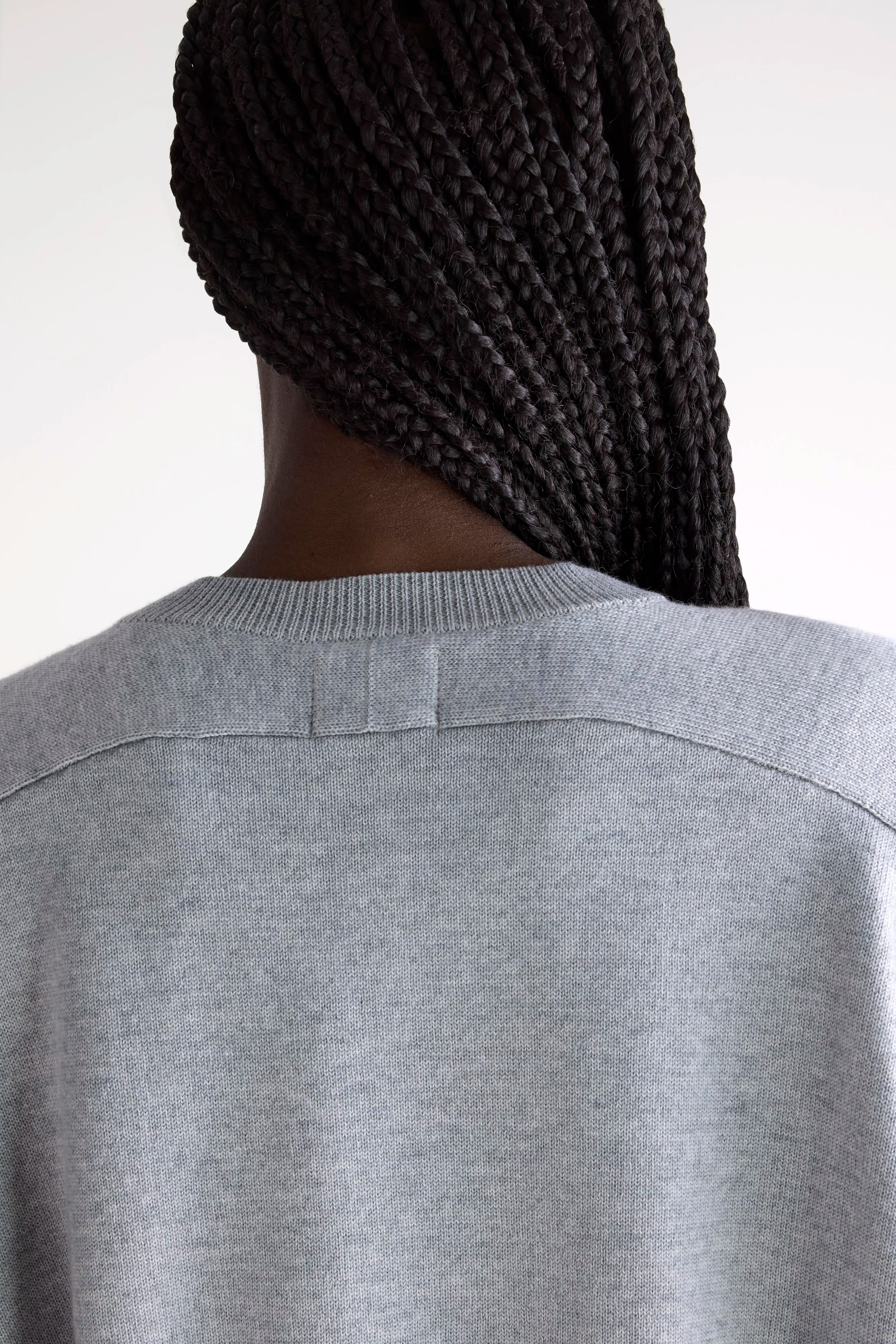 Gakor v-neck sweater (251 / W / H. GREY)