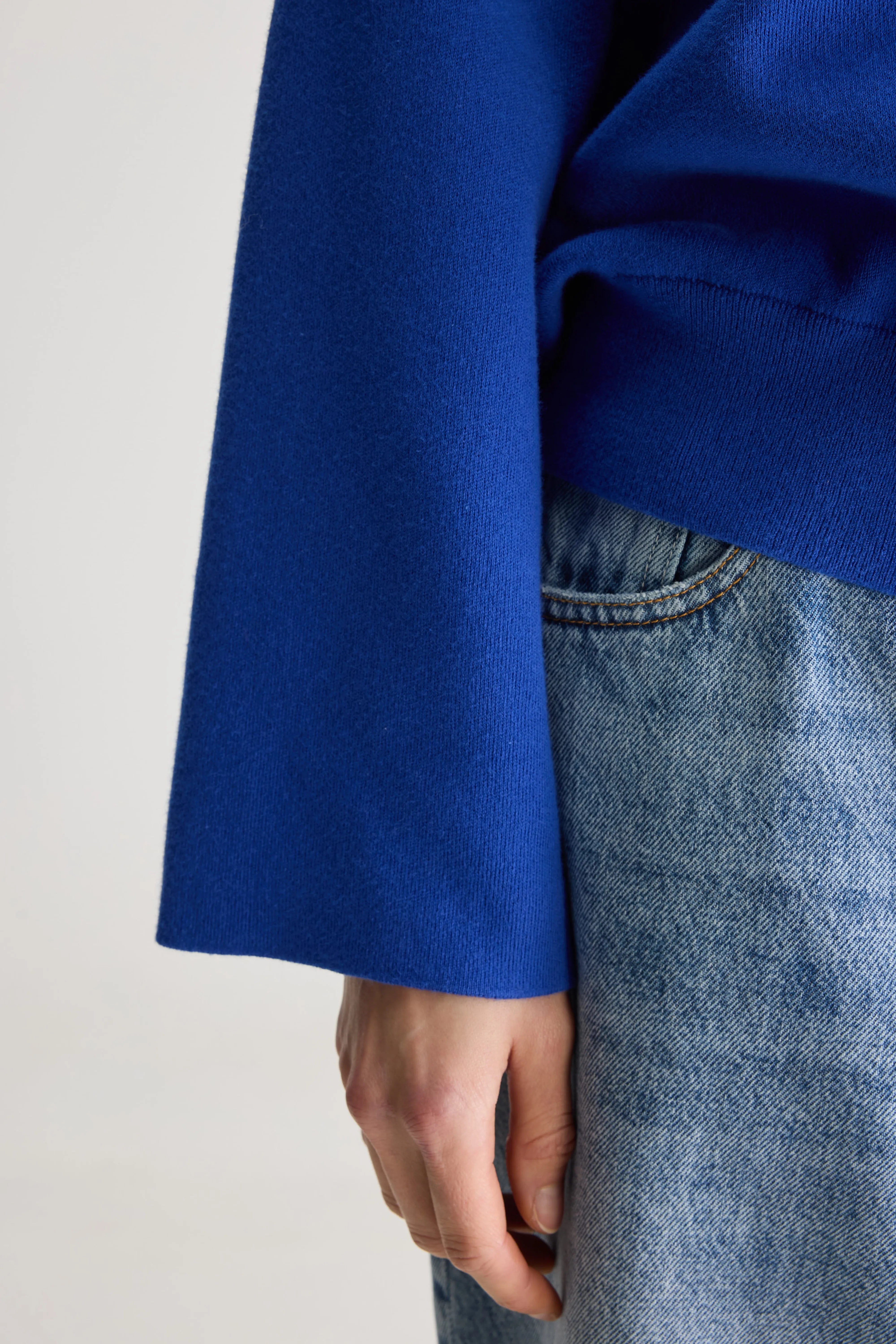 Anga round-neck sweater (251 / W / LAZULI)