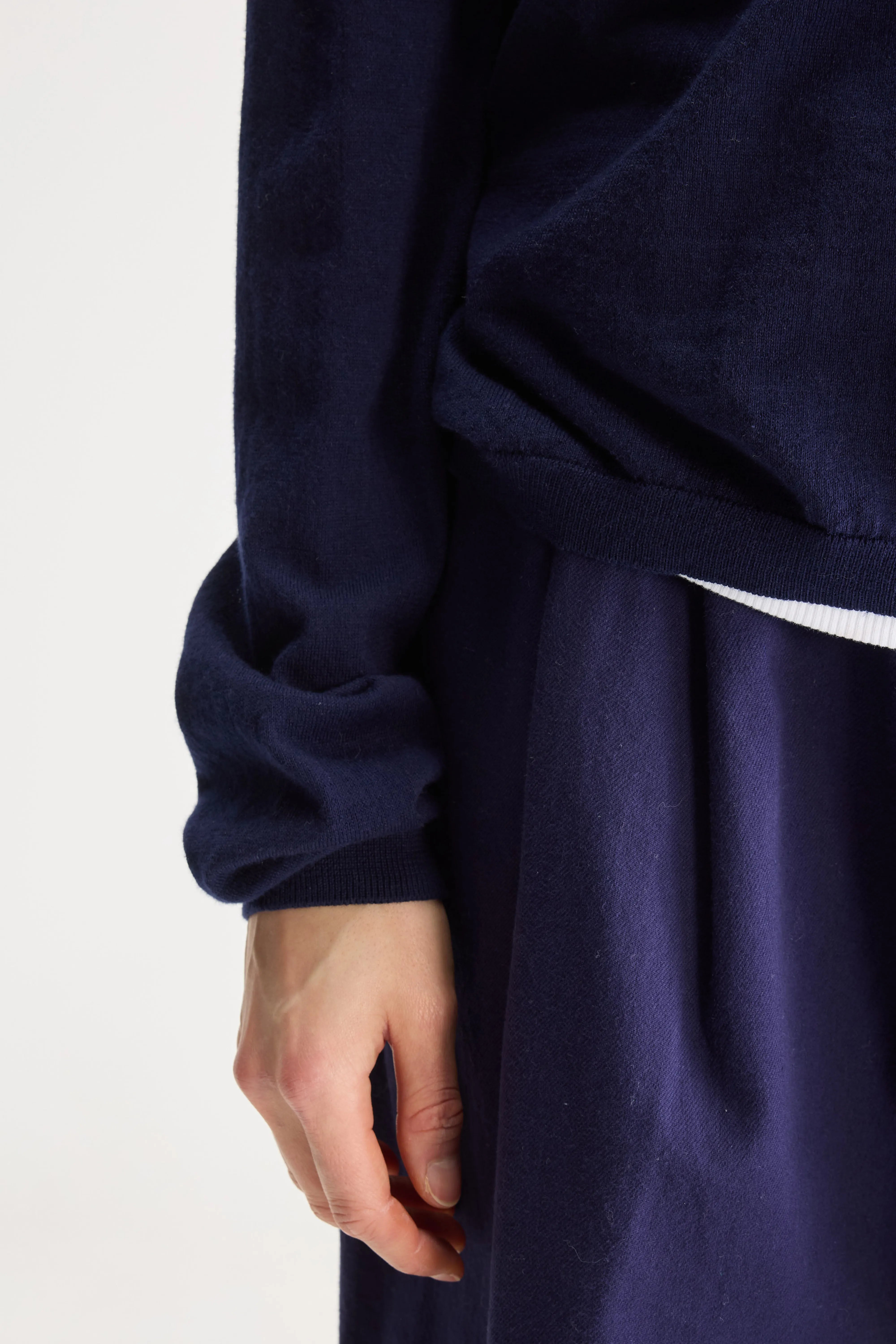Pull col V Alima (251 / W / INK)