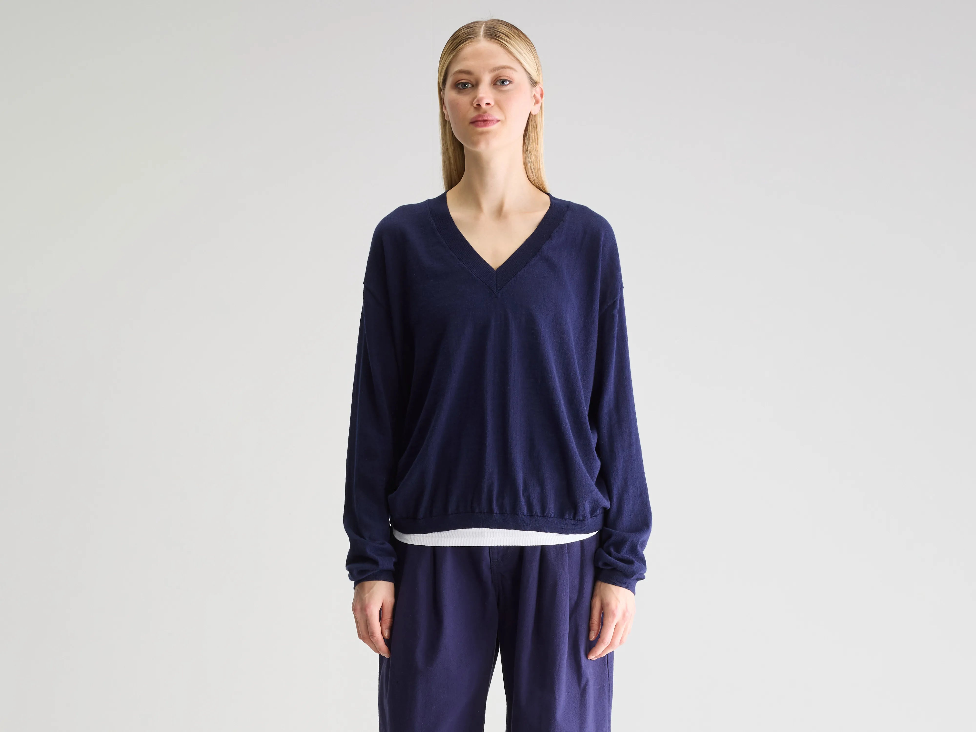 Pull col V Alima (251 / W / INK)