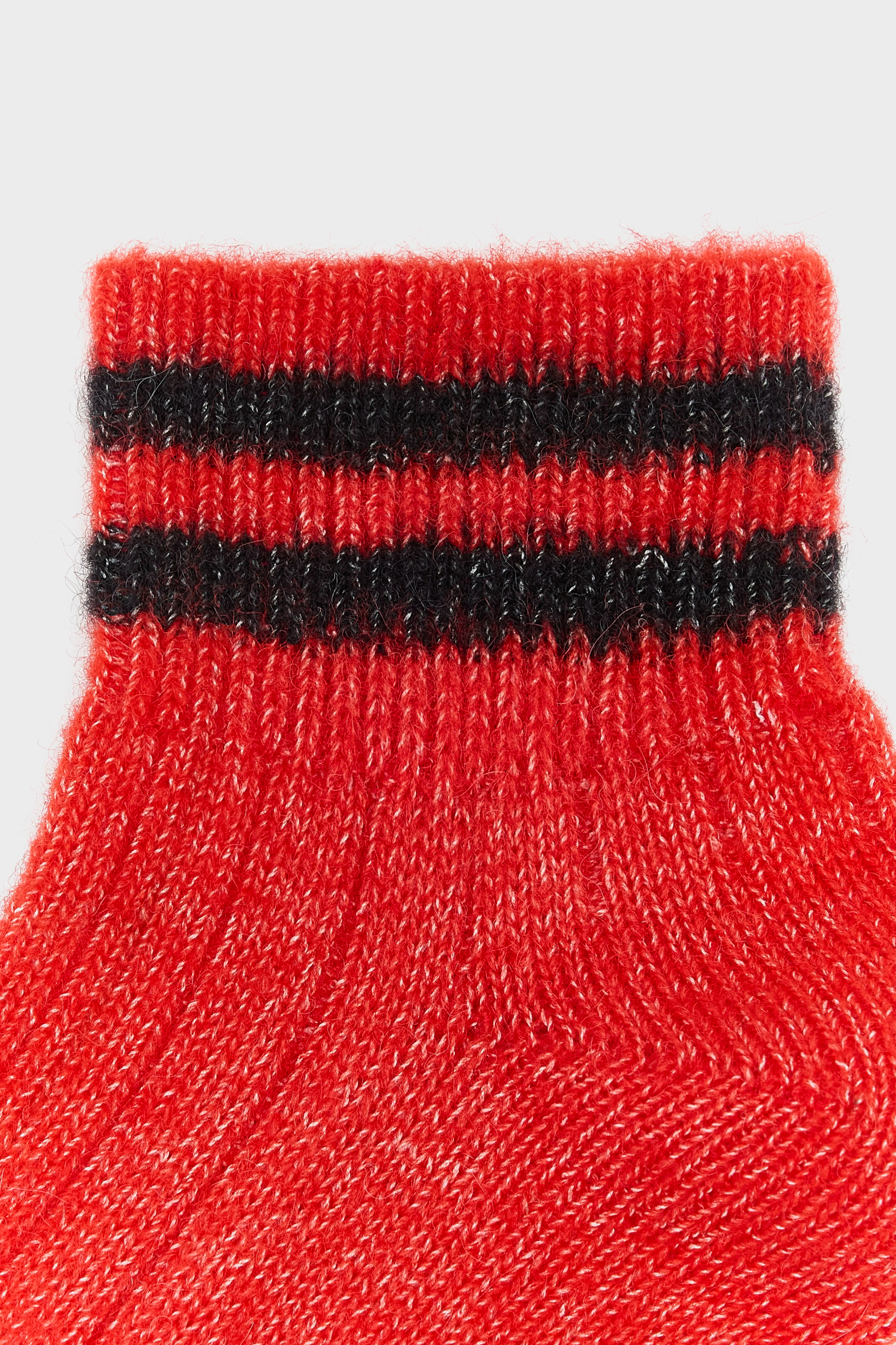 Chaussettes Brigit - Lipstick / Off black Pour Femme | Bellerose