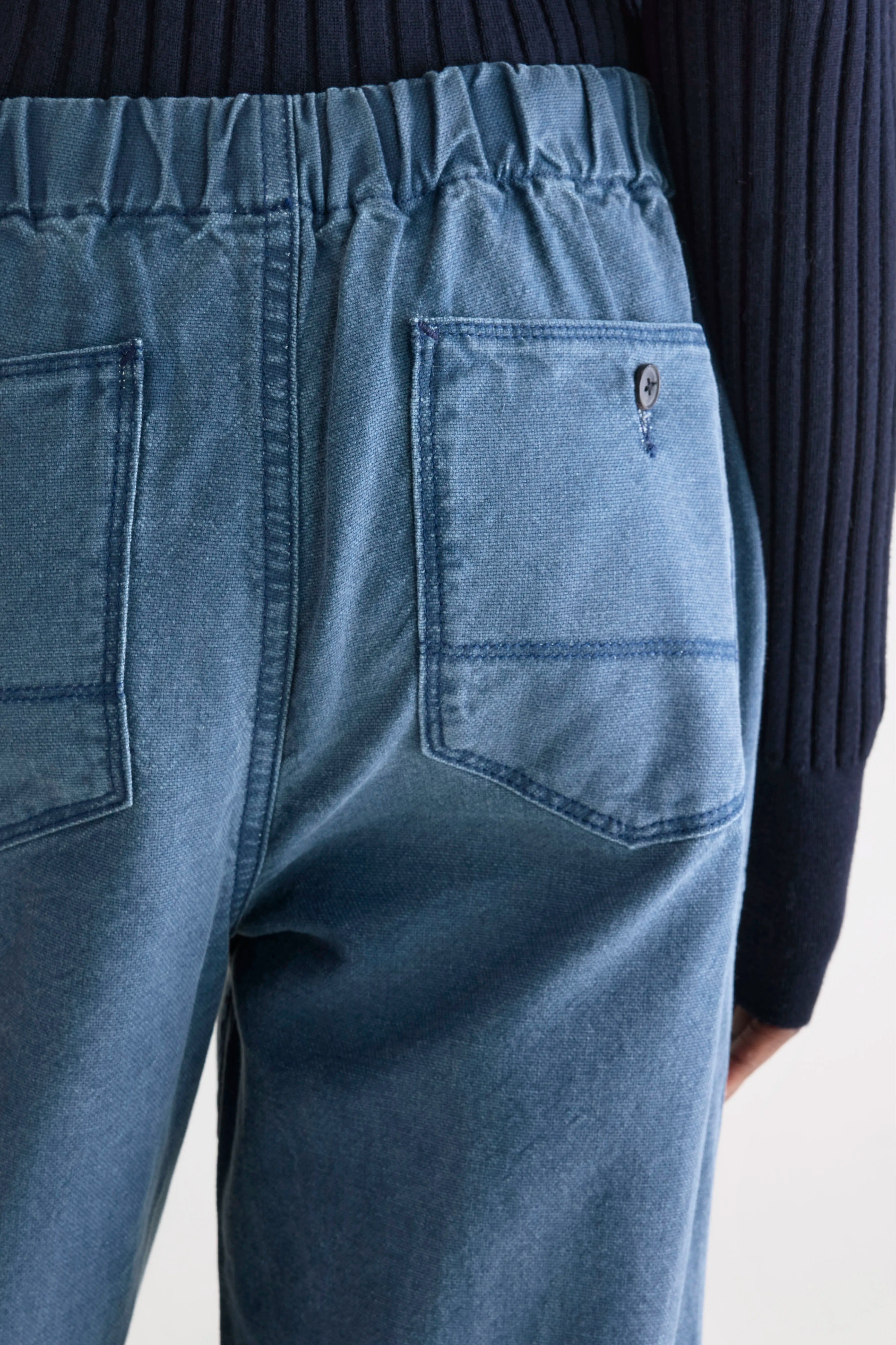 Pizzy relaxed trousers (252 / W / BLUES)