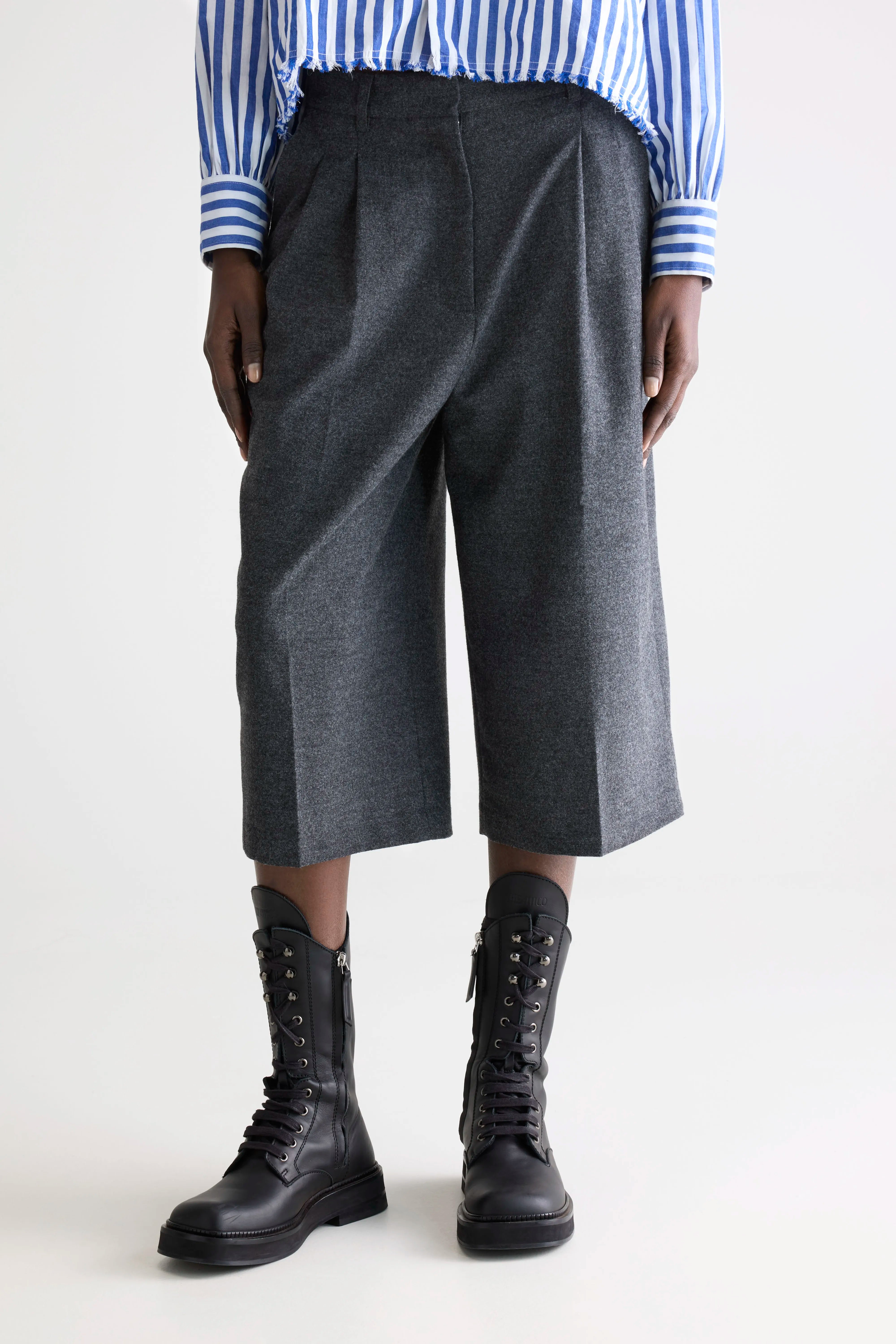 Dom Bermuda Shorts - Anthracite Voor Dames | Bellerose