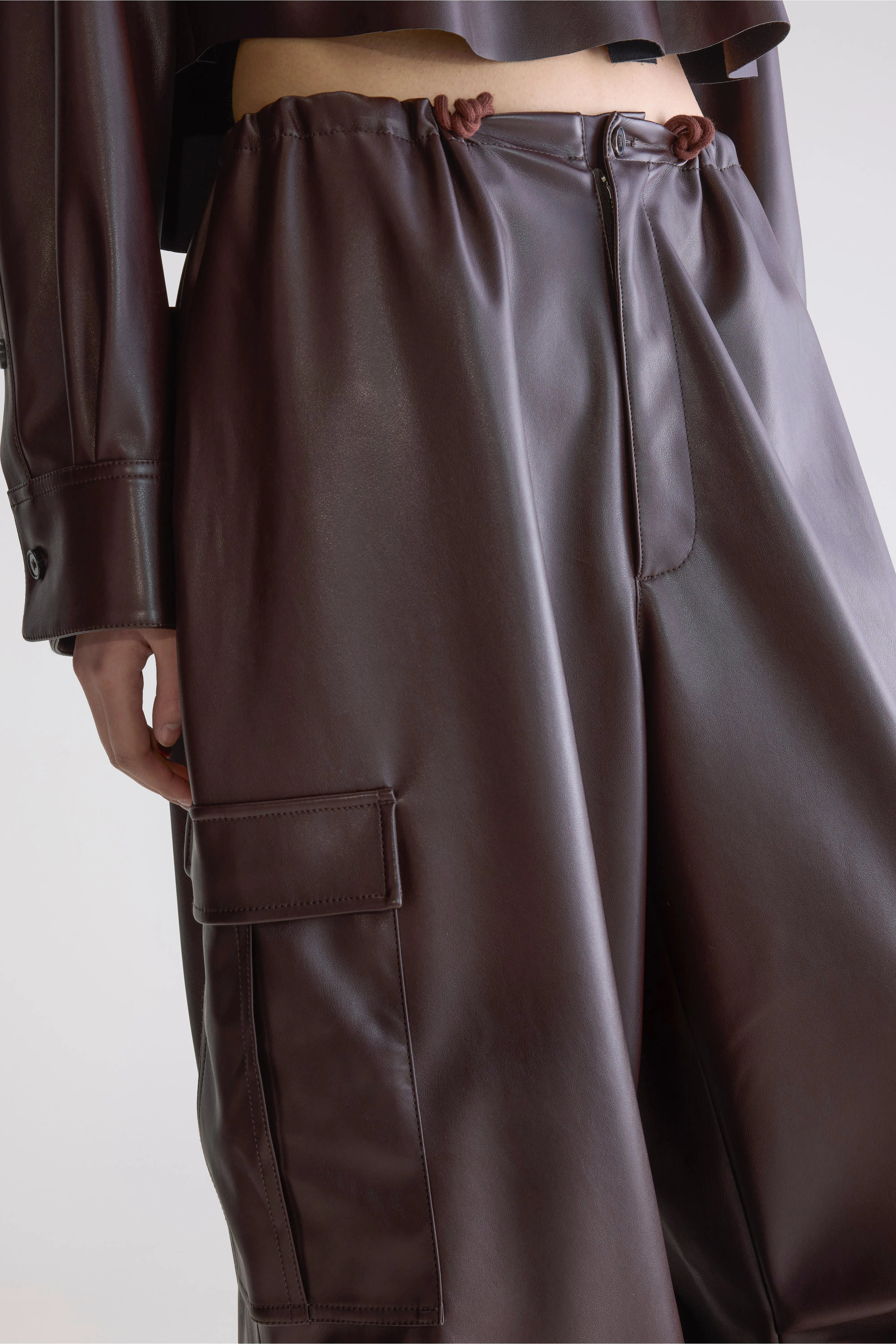 Jecko baggy broek in imitatieleer (252 / W / EBENE)