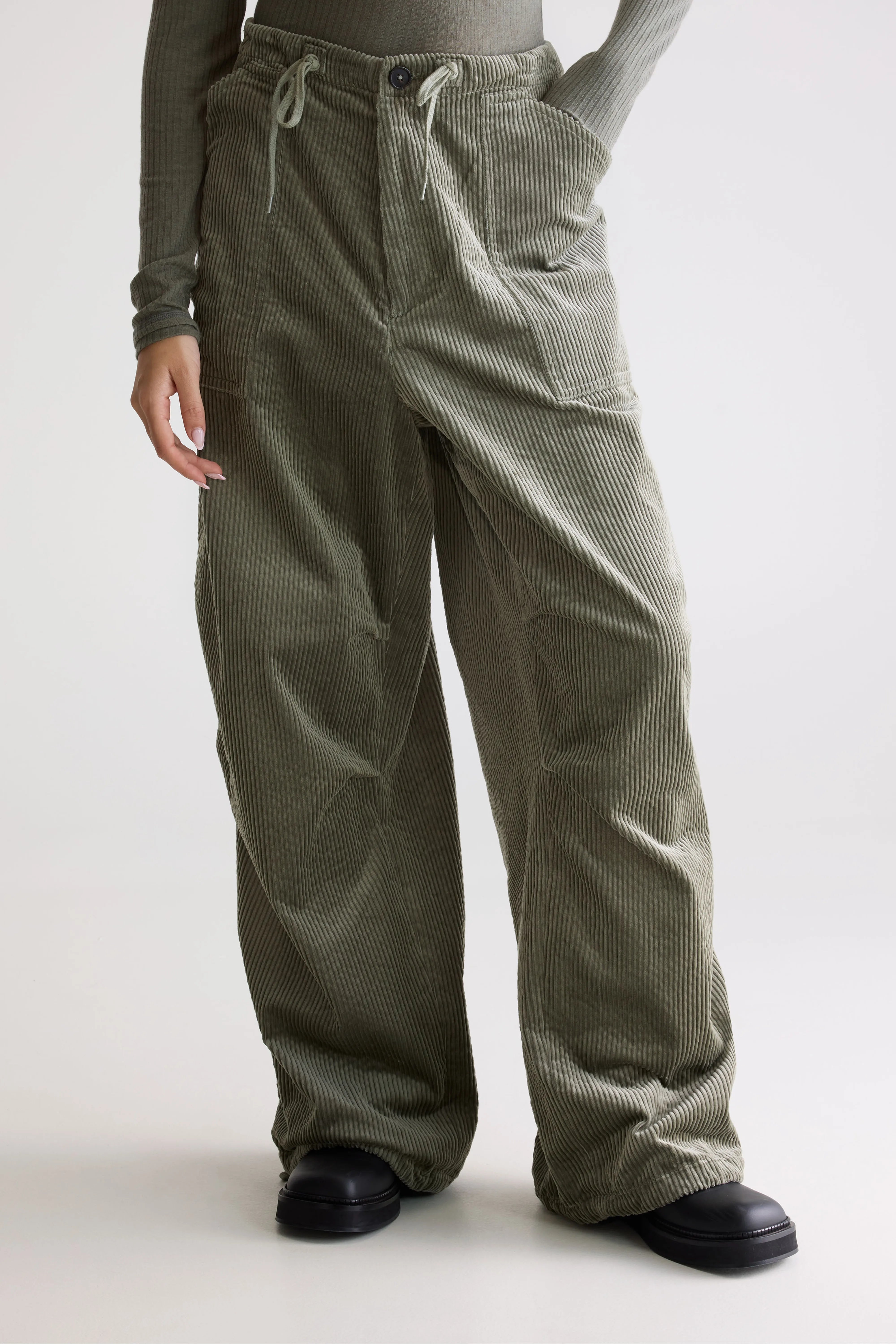 Jicko baggy trousers (252 / W / SAGE)