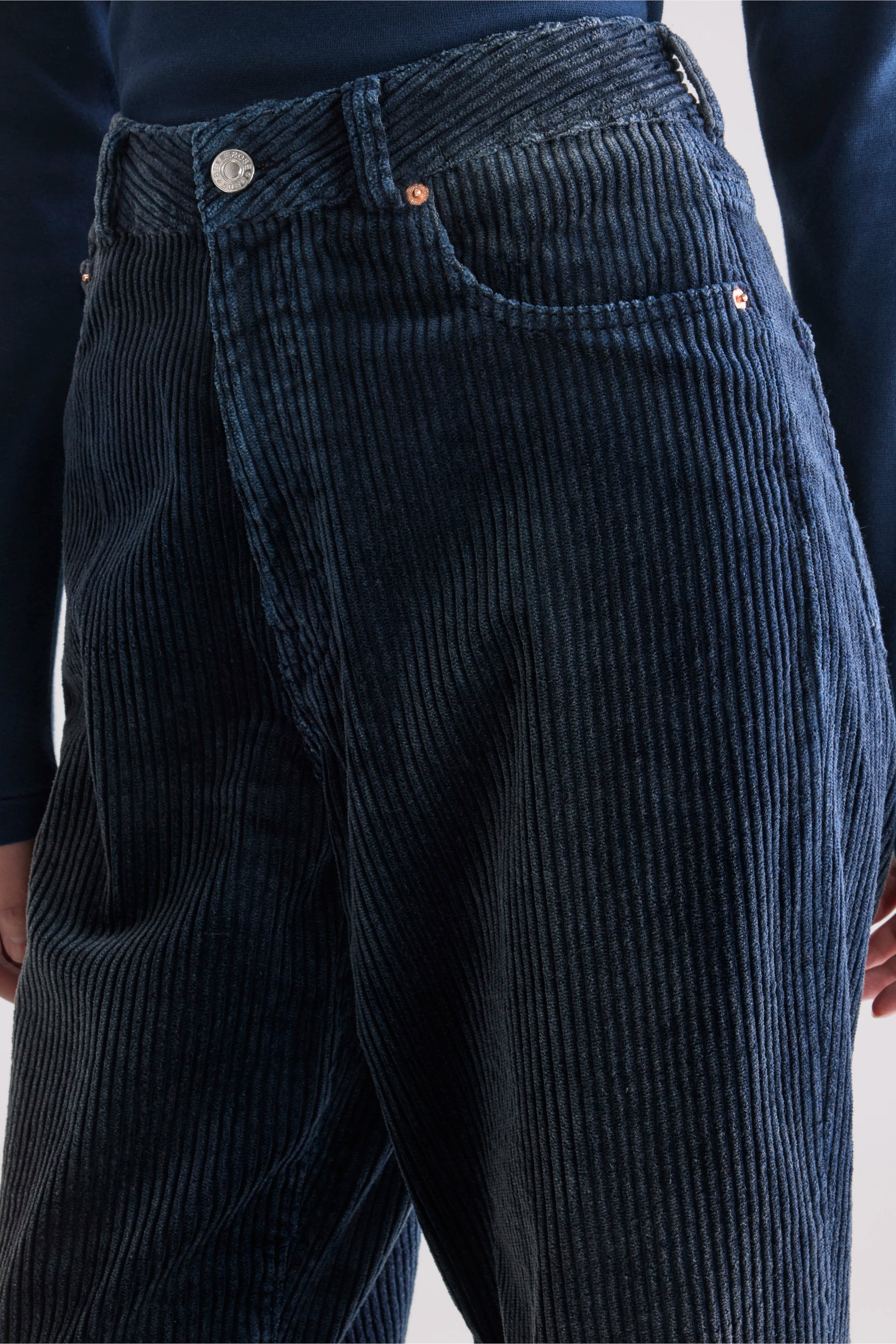 Denim N. 61 Jean large (252 / W / BLACK BLUE)