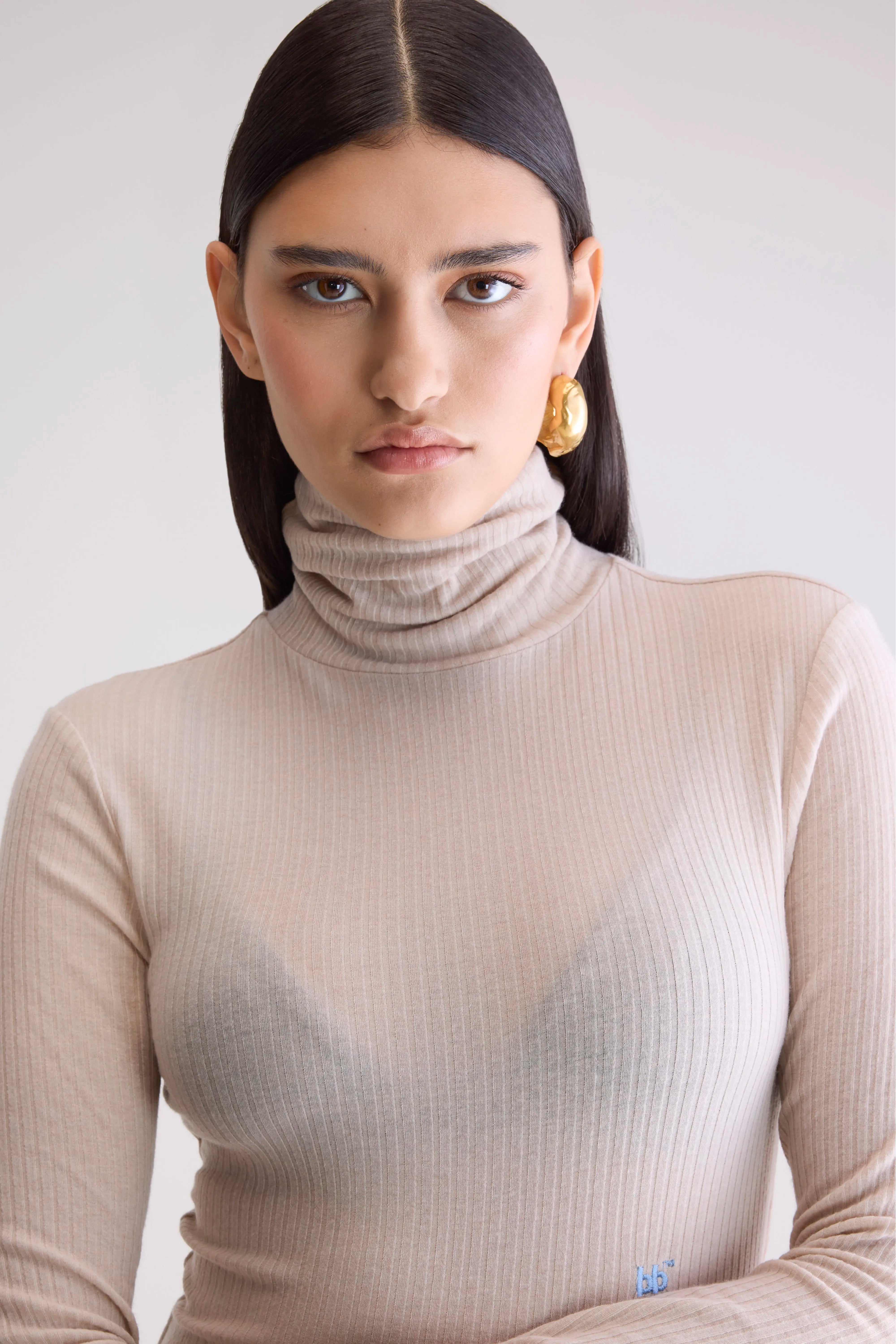 Vinay fitted t-shirt (252 / W / STONE)