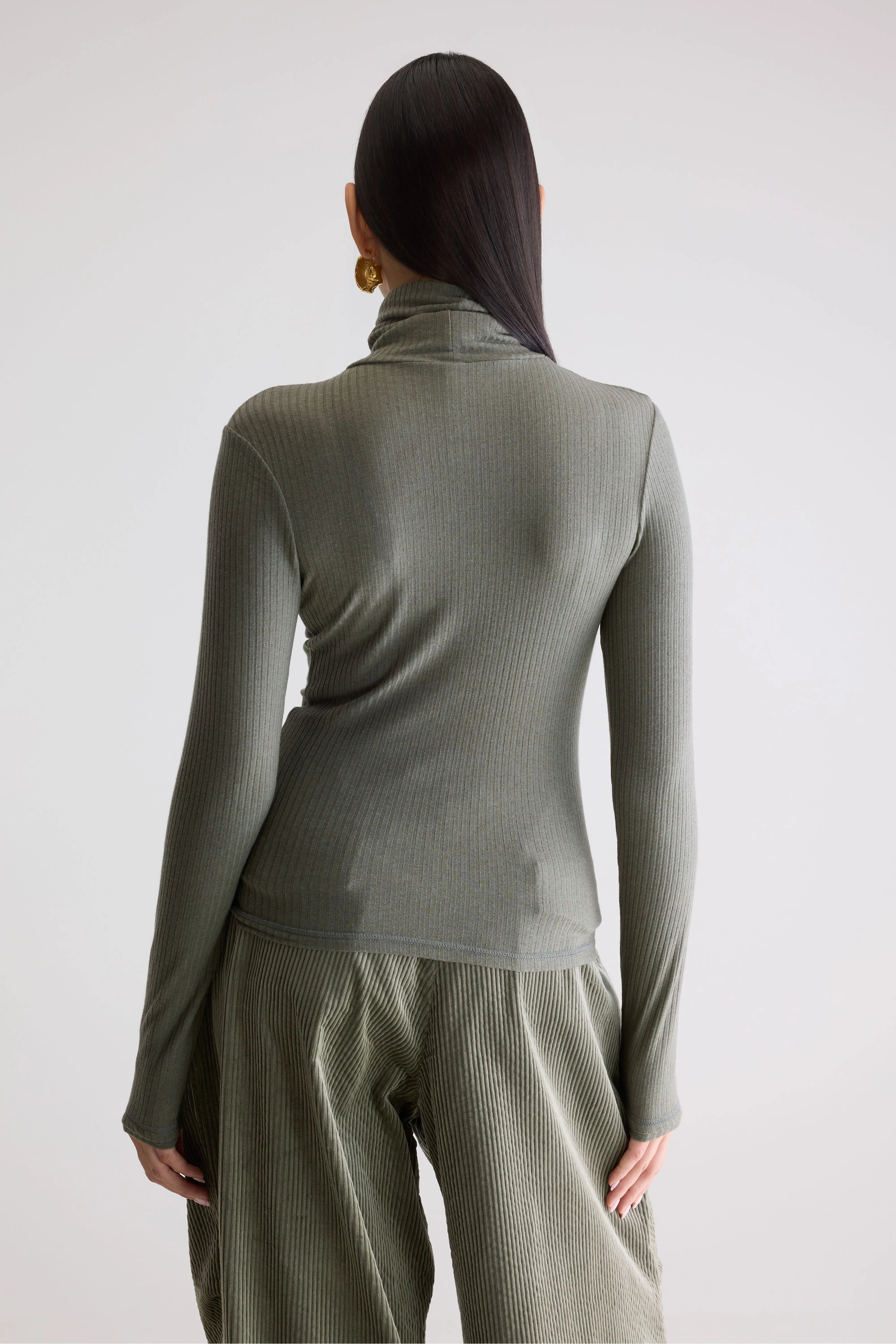 Vinay Fitted T-shirt - Sage For Women | Bellerose