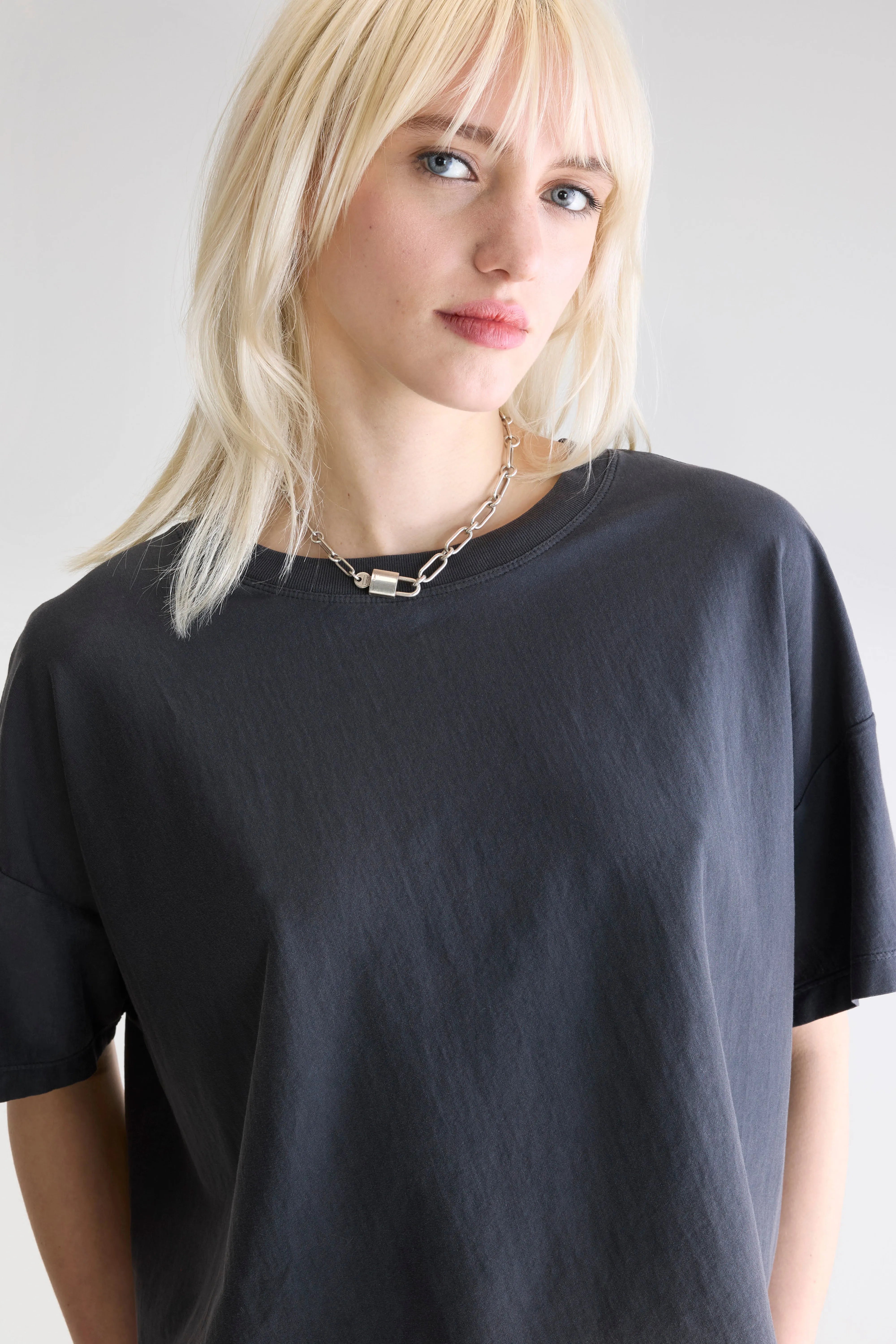 Farpy cropped t-shirt (252 / W / BLACK SAND)
