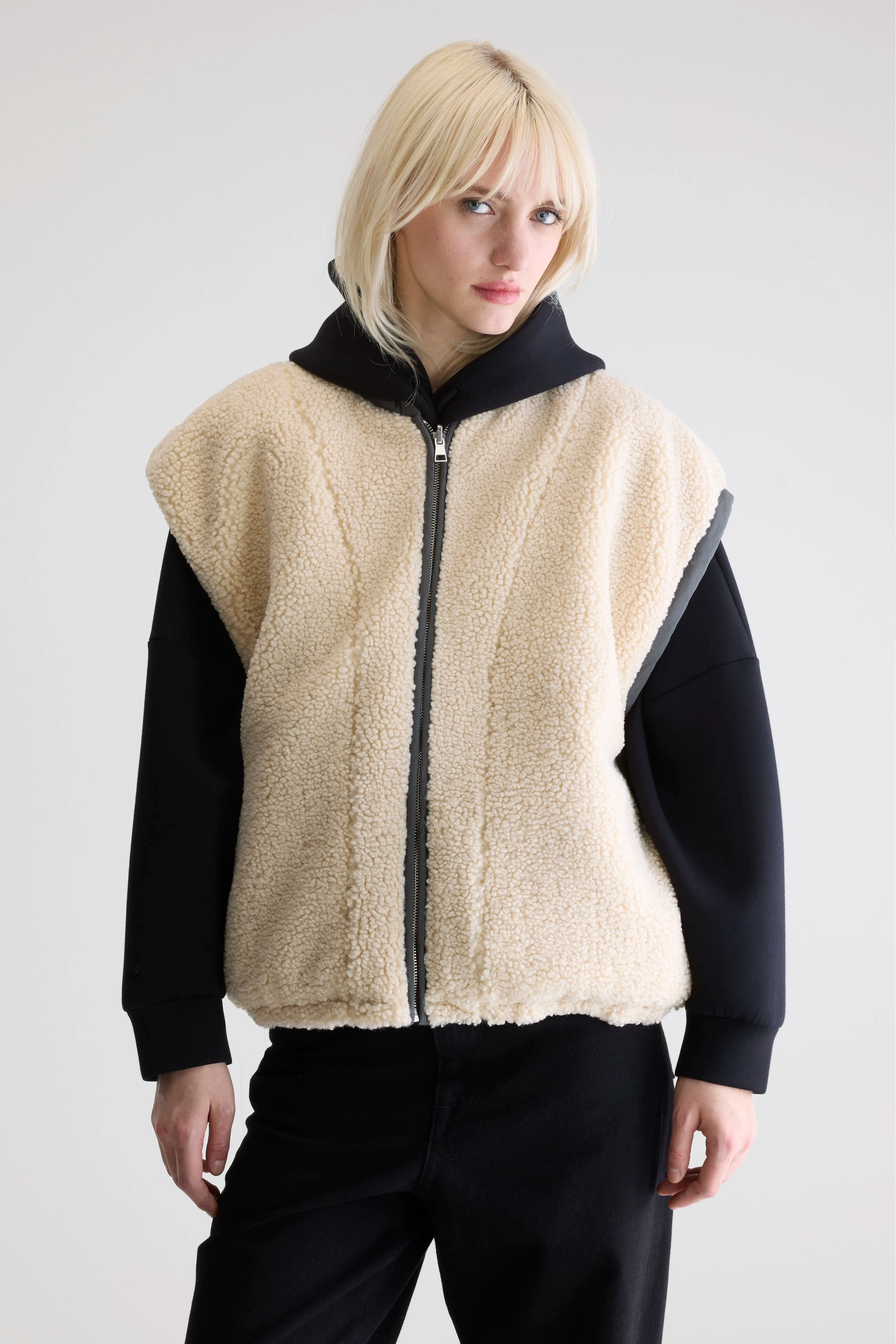 Jano Sleeveless Jacket - Cream / Worker For Women | Bellerose