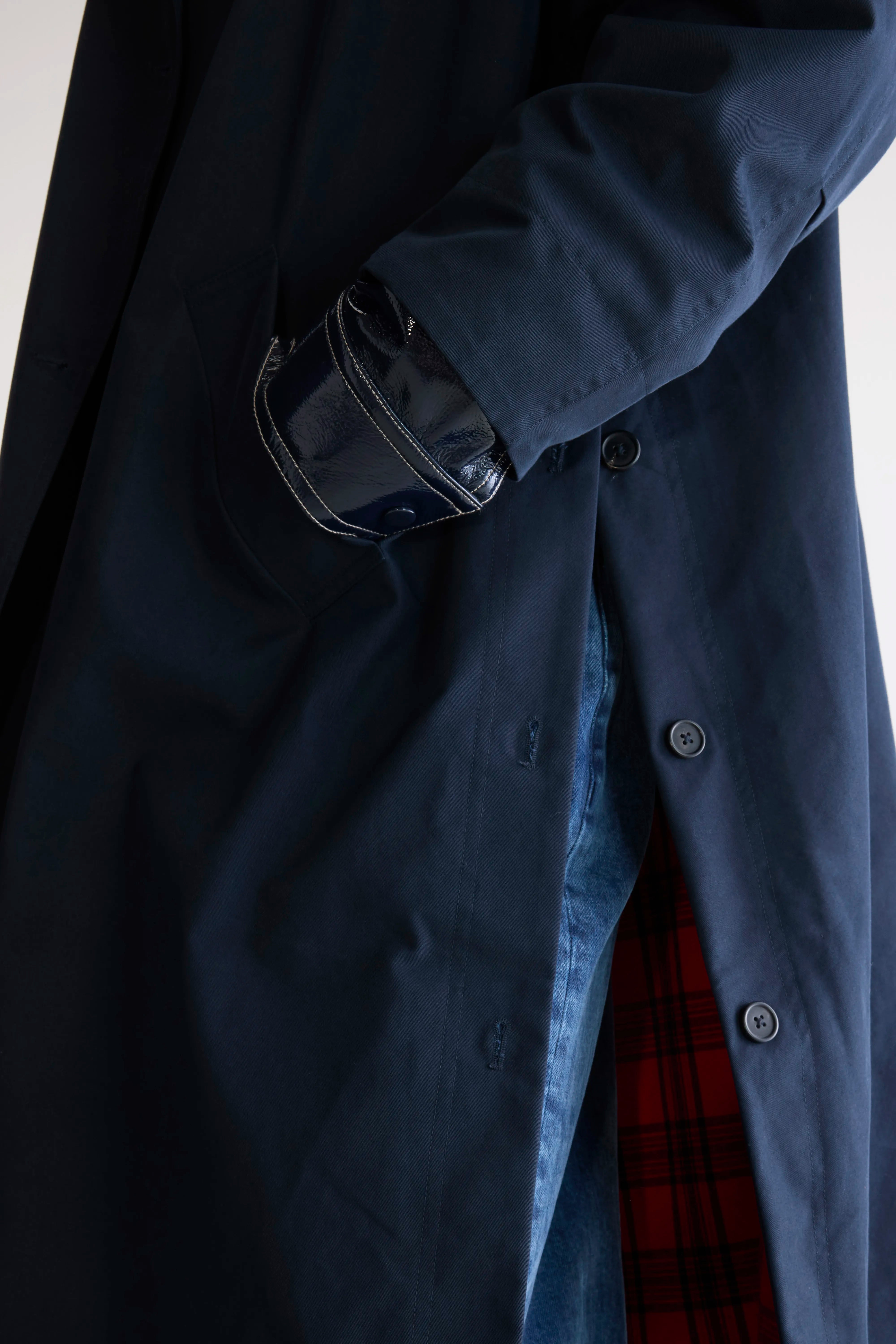 Juttac trench (252 / W / CAPTAIN)