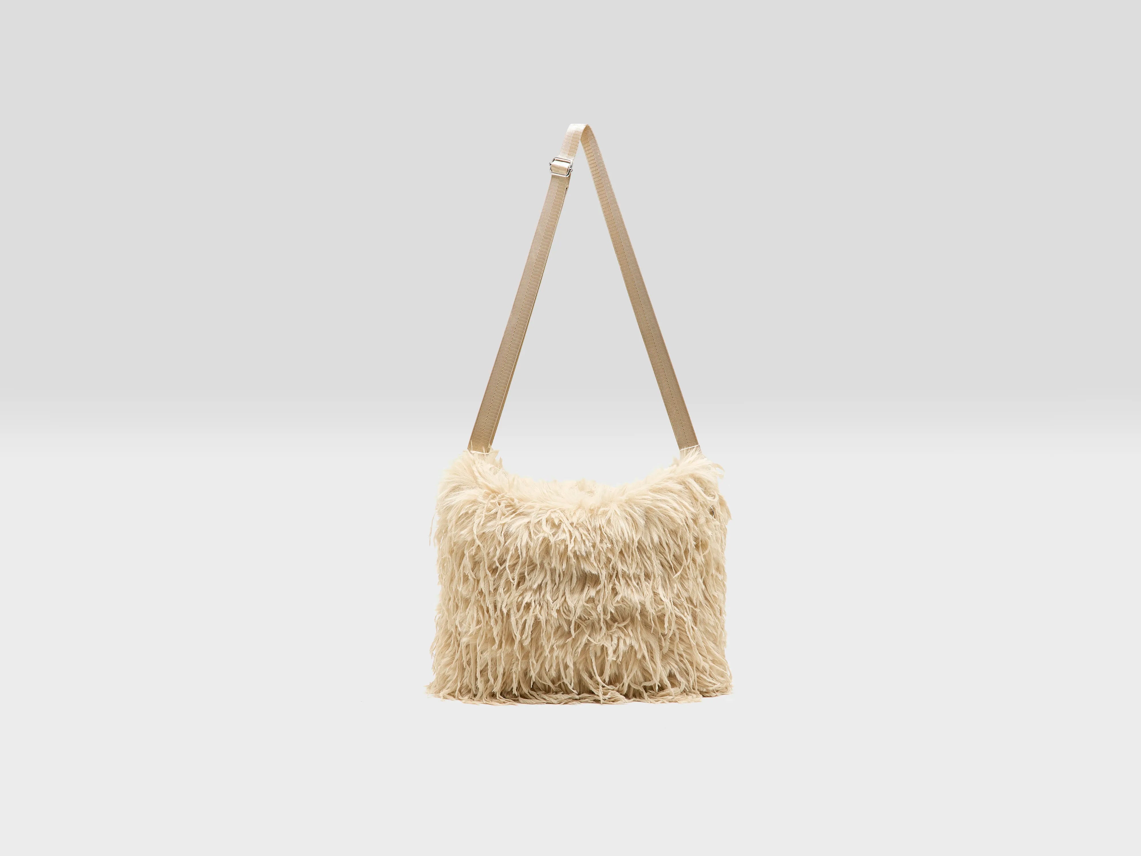 Helmin faux fur schoudertas (252 / W / NUAGE)
