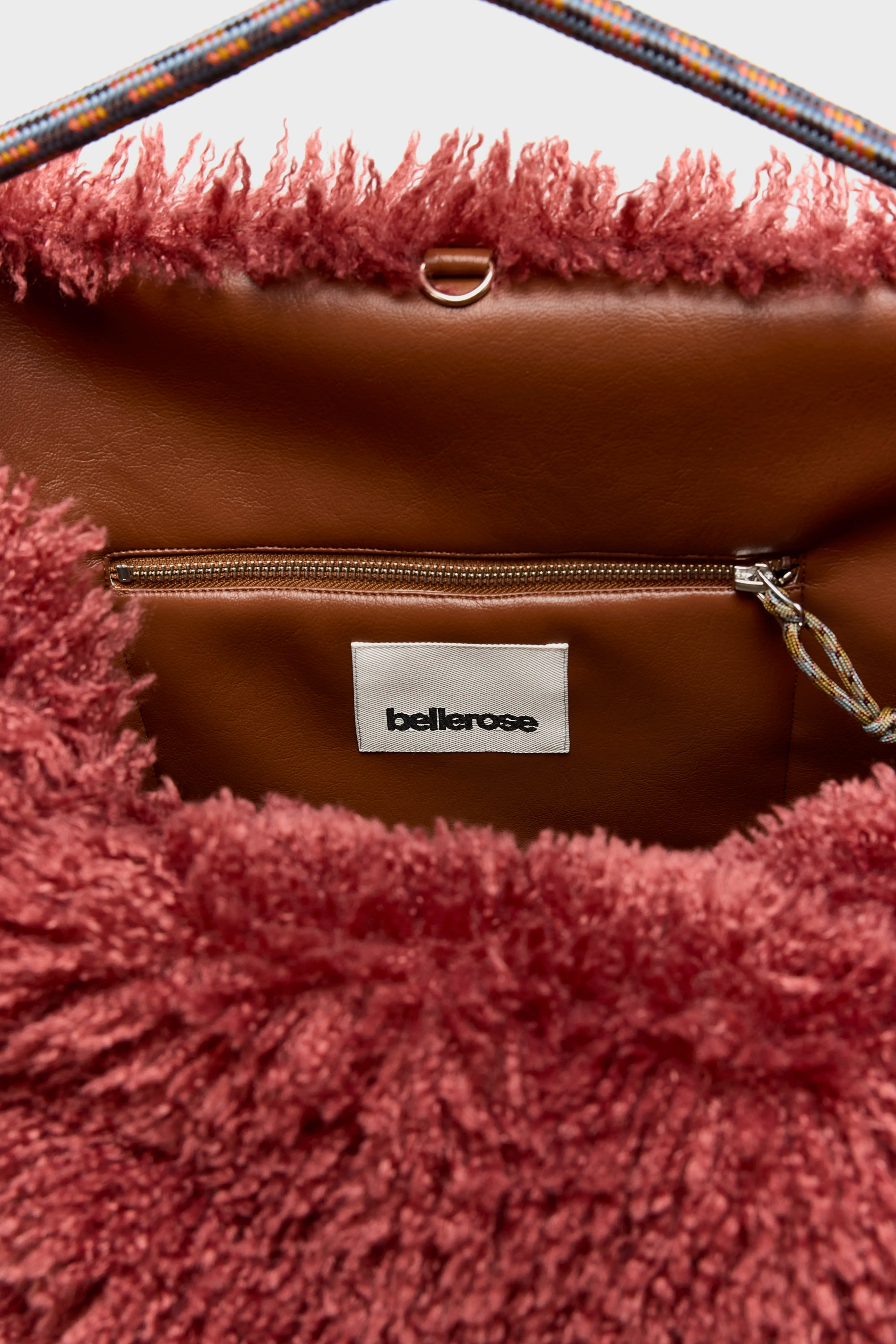 Hela faux fur schoudertas (252 / W / CAPRI)