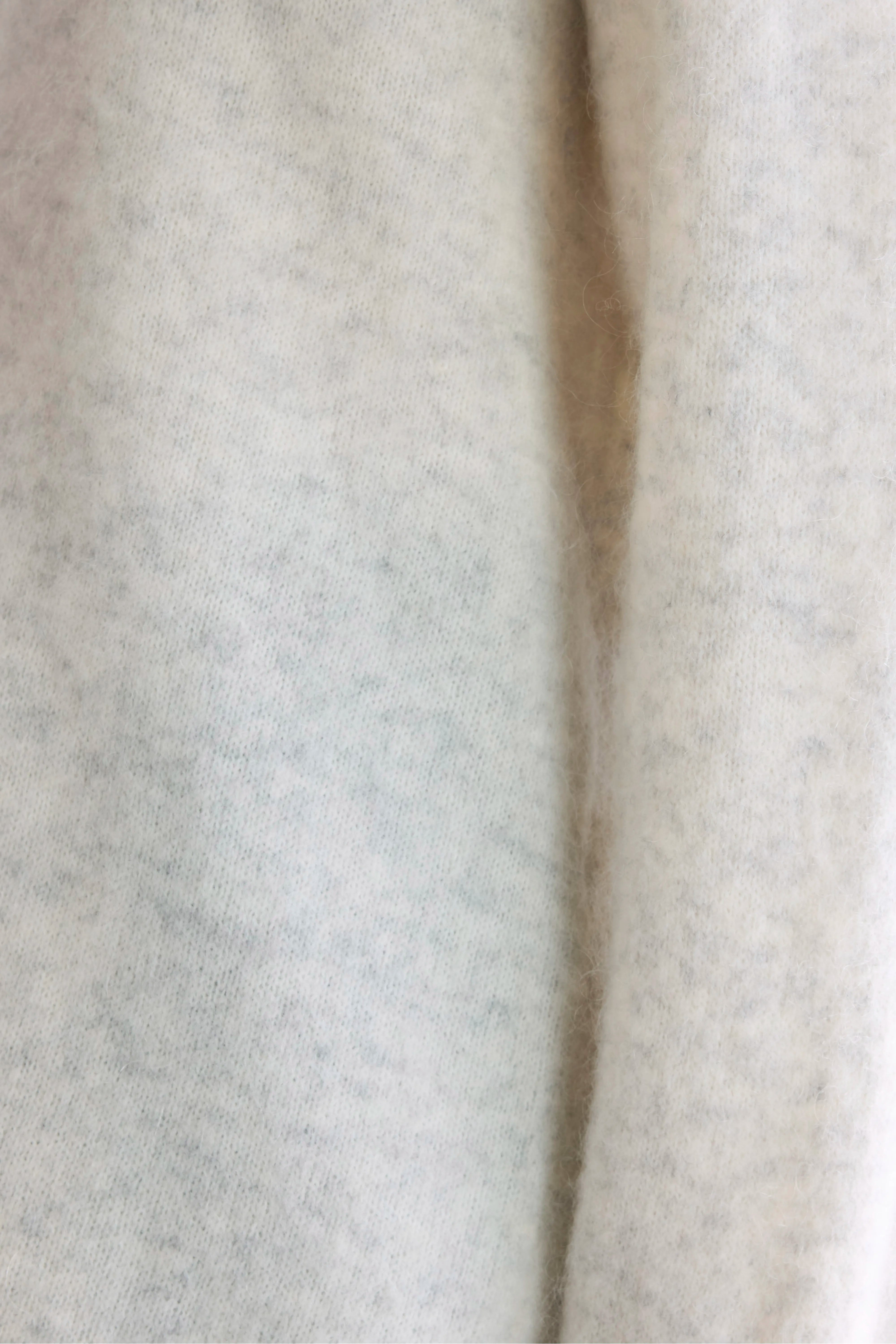 Auris Long Sweater (252 / W / COMBO C)