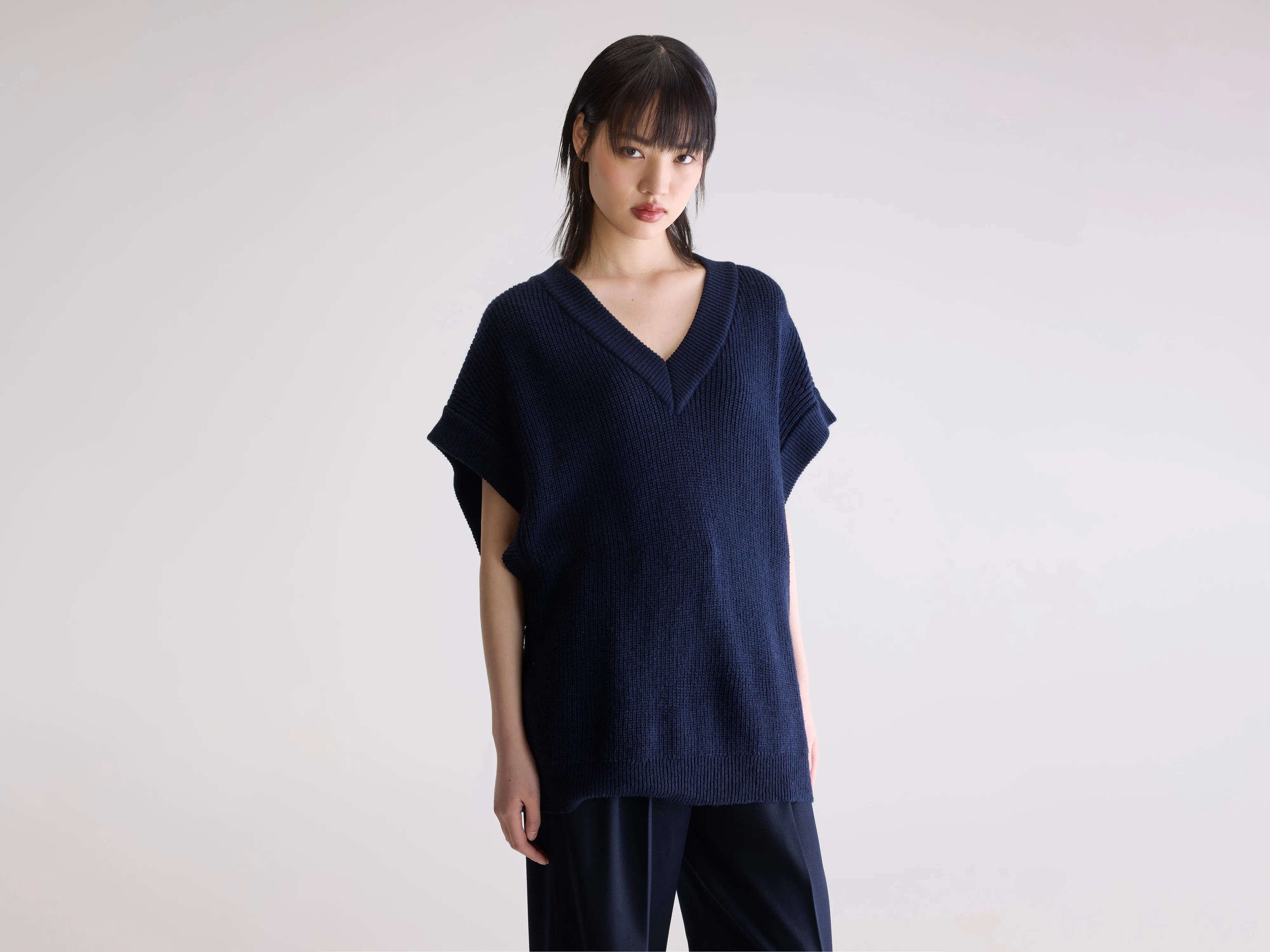 Labi sleeveless sweater (252 / W / REGAL BLUE)