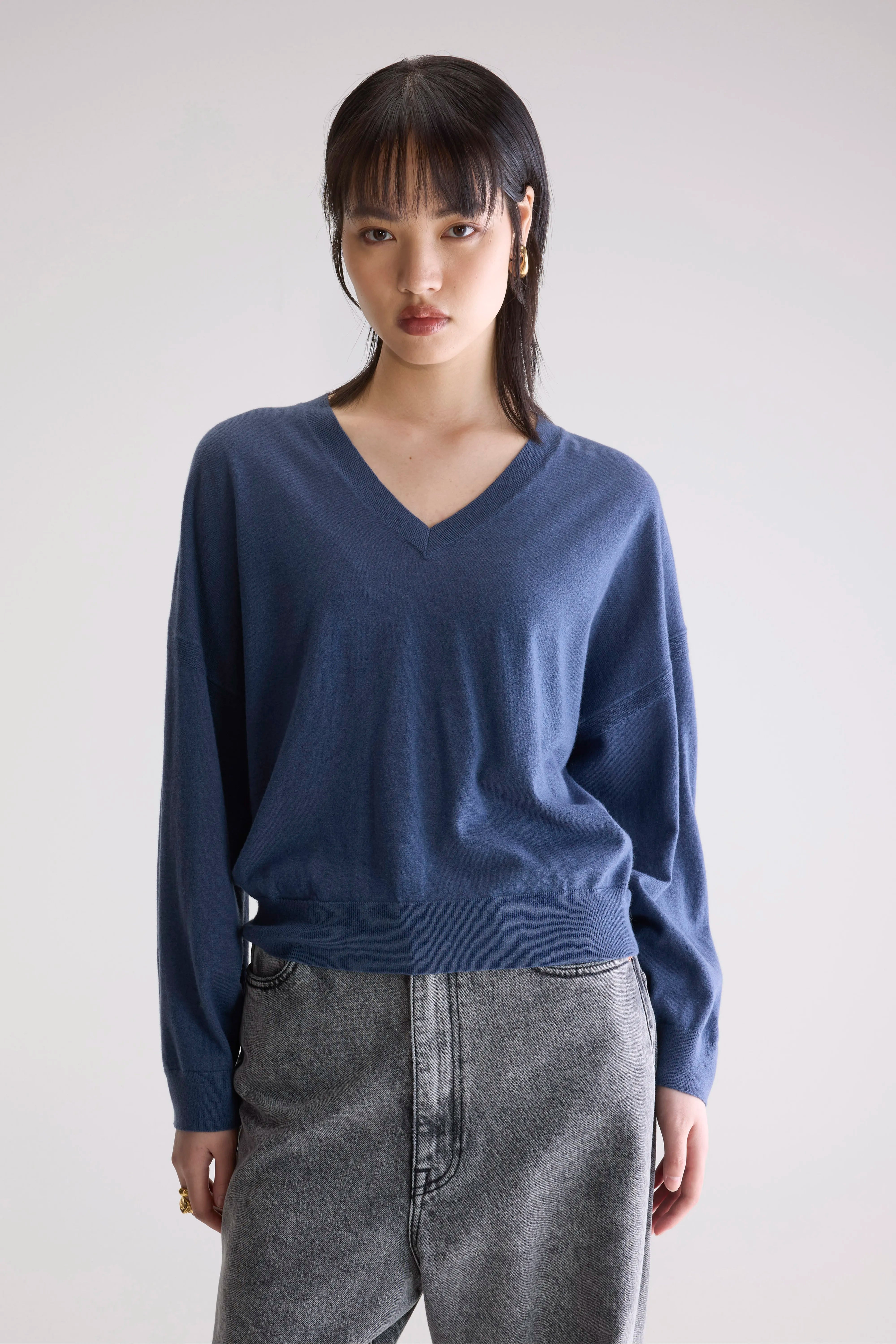 Pull Col V Arybev - Blues Pour Femme | Bellerose