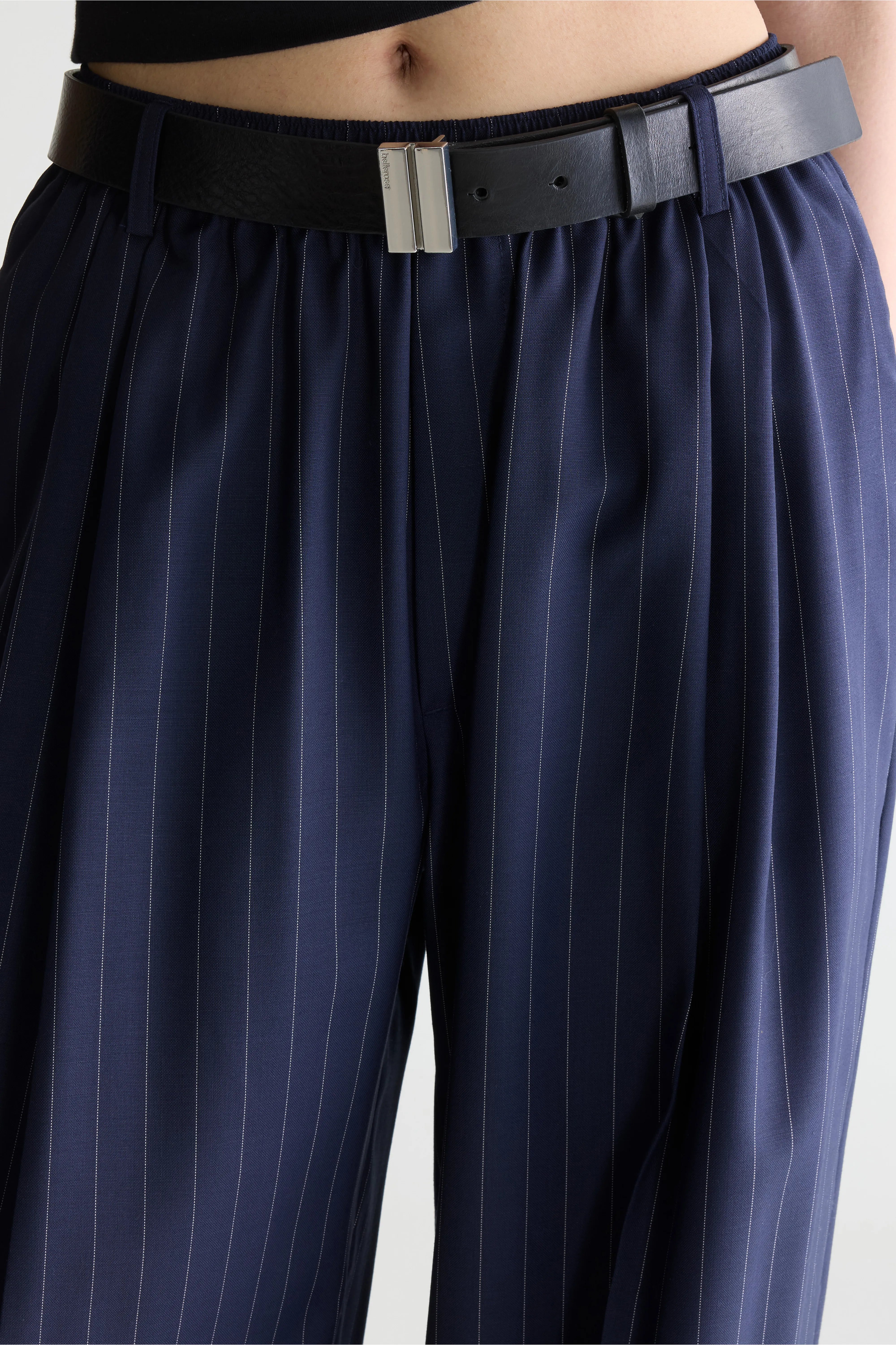 Jilo tapered trousers (261 / W / STRIPE A)