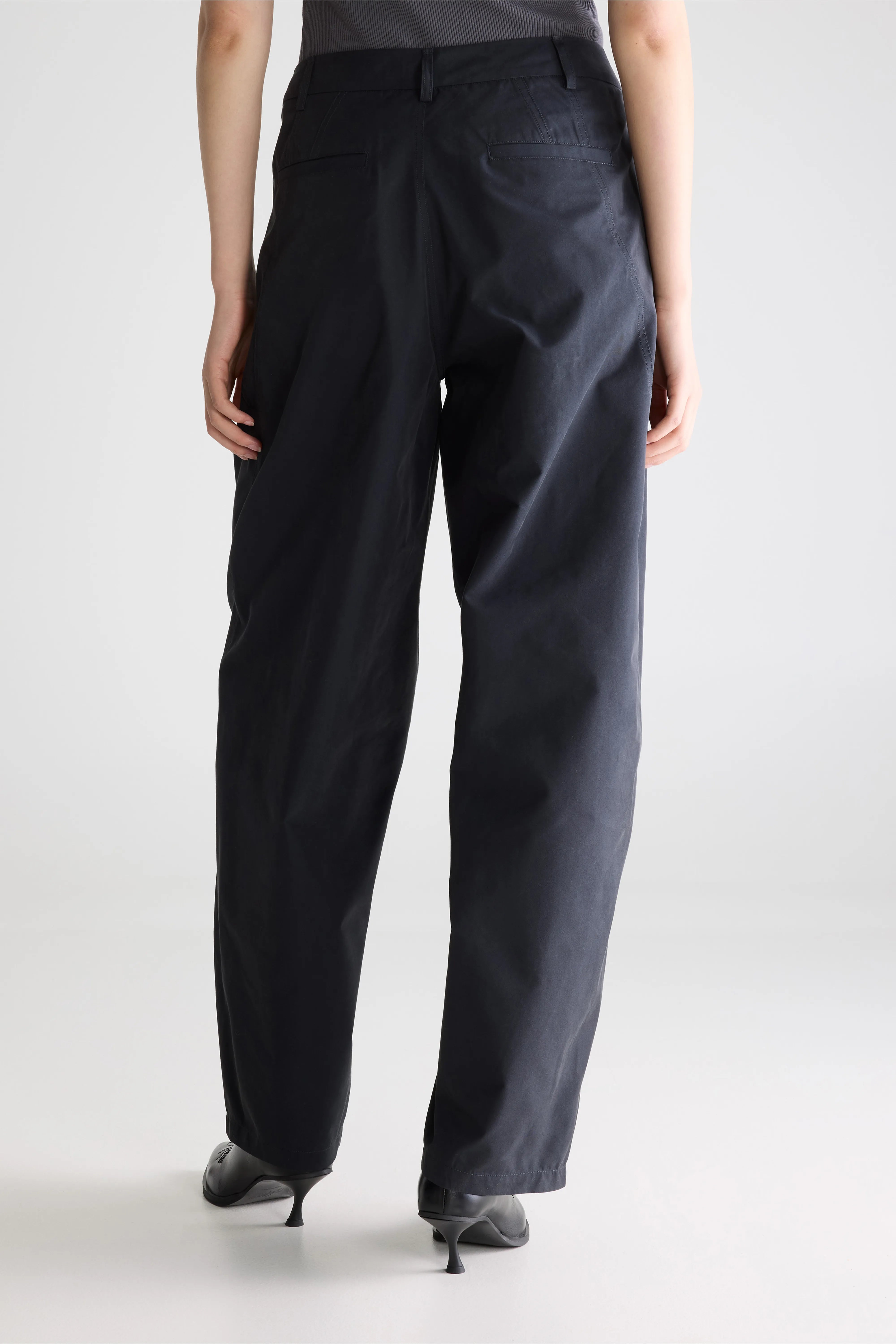 Jimi Tapered Trousers - Navy For Women | Bellerose
