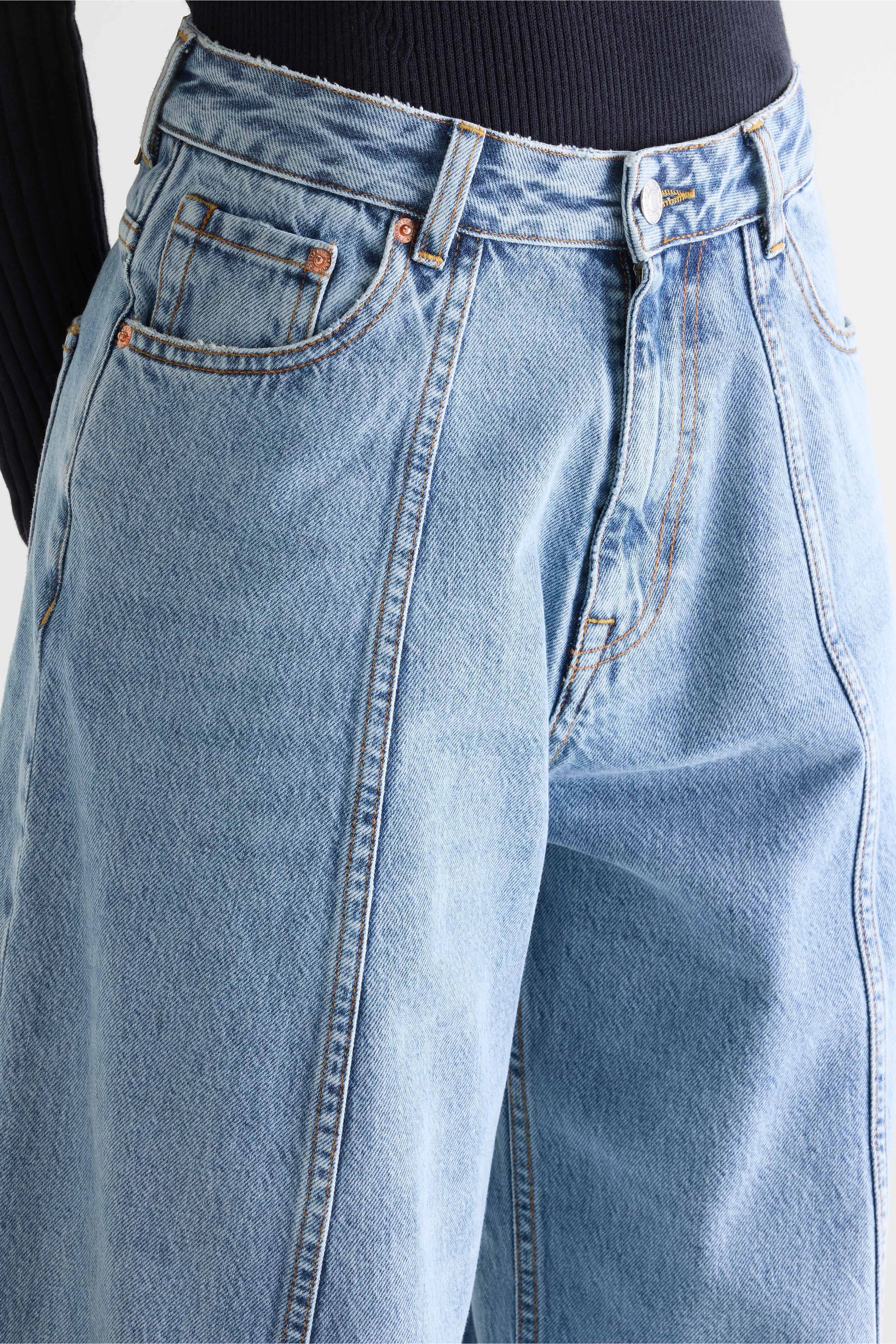 Denim N. 83 jean ballon (261 / W / USED LT BLUE)