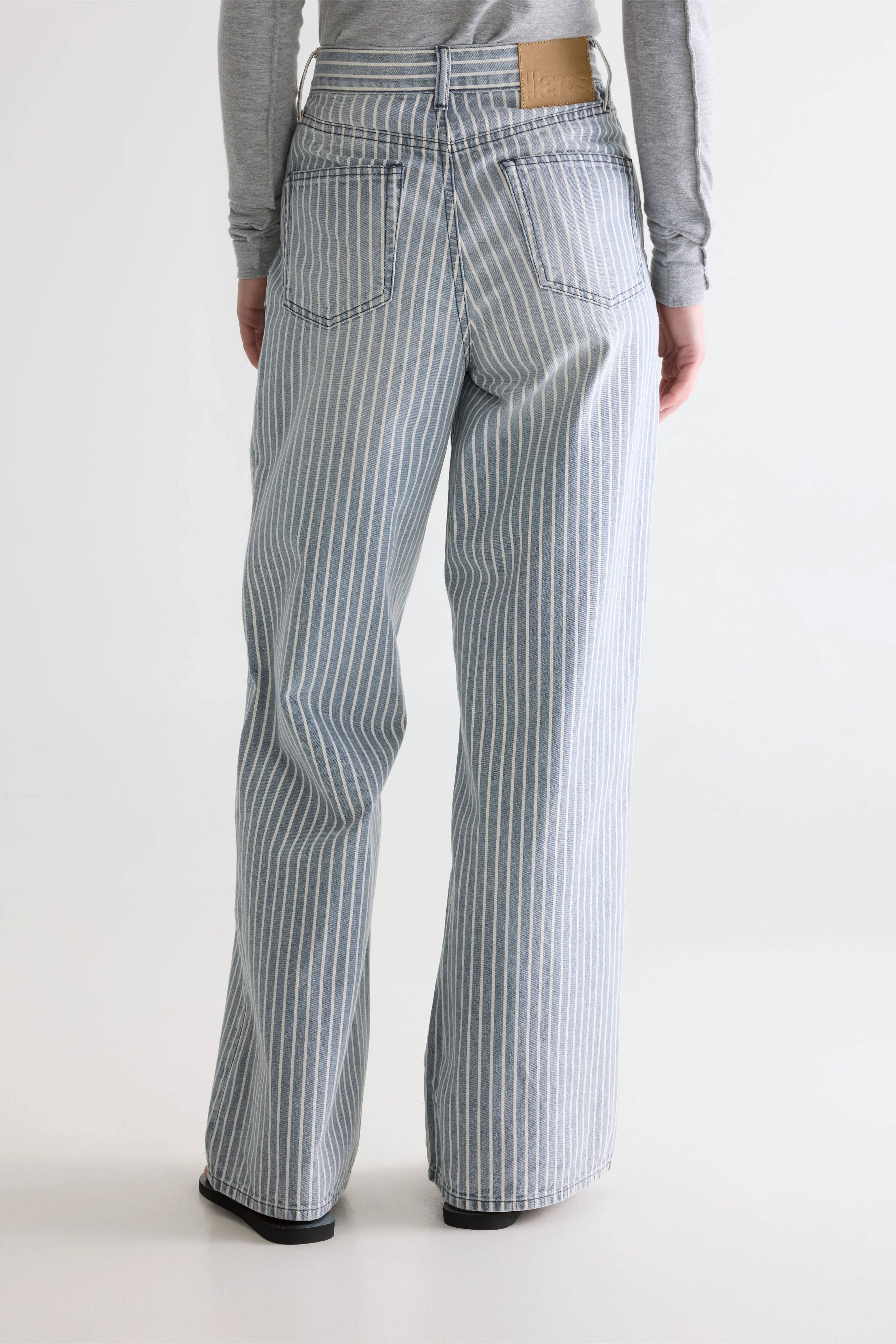 Denim N. 64 - wide jeans (261 / W / STRIPE A)