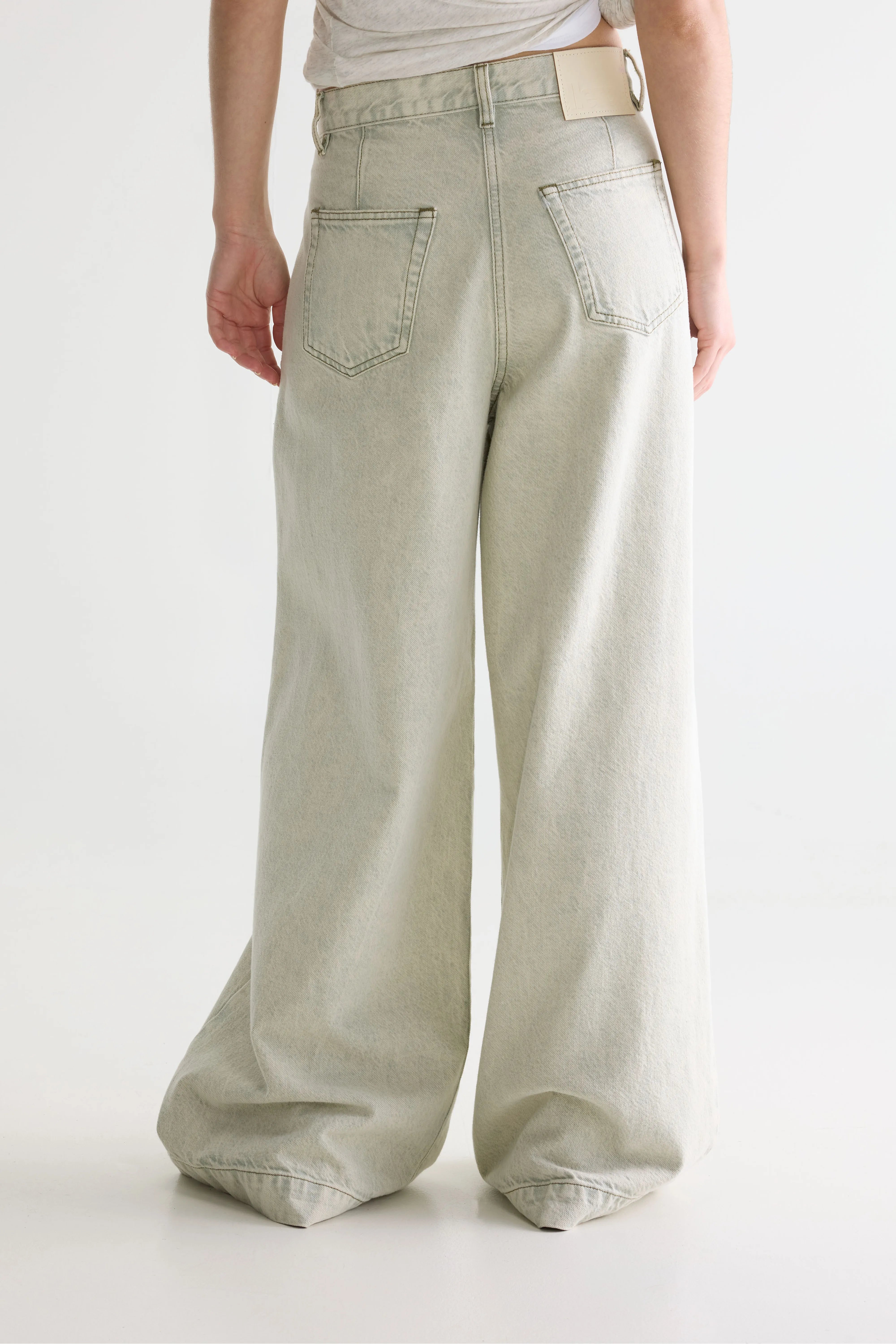 Denim N. 74 Super-wide Jeans - Jadeite For Women | Bellerose