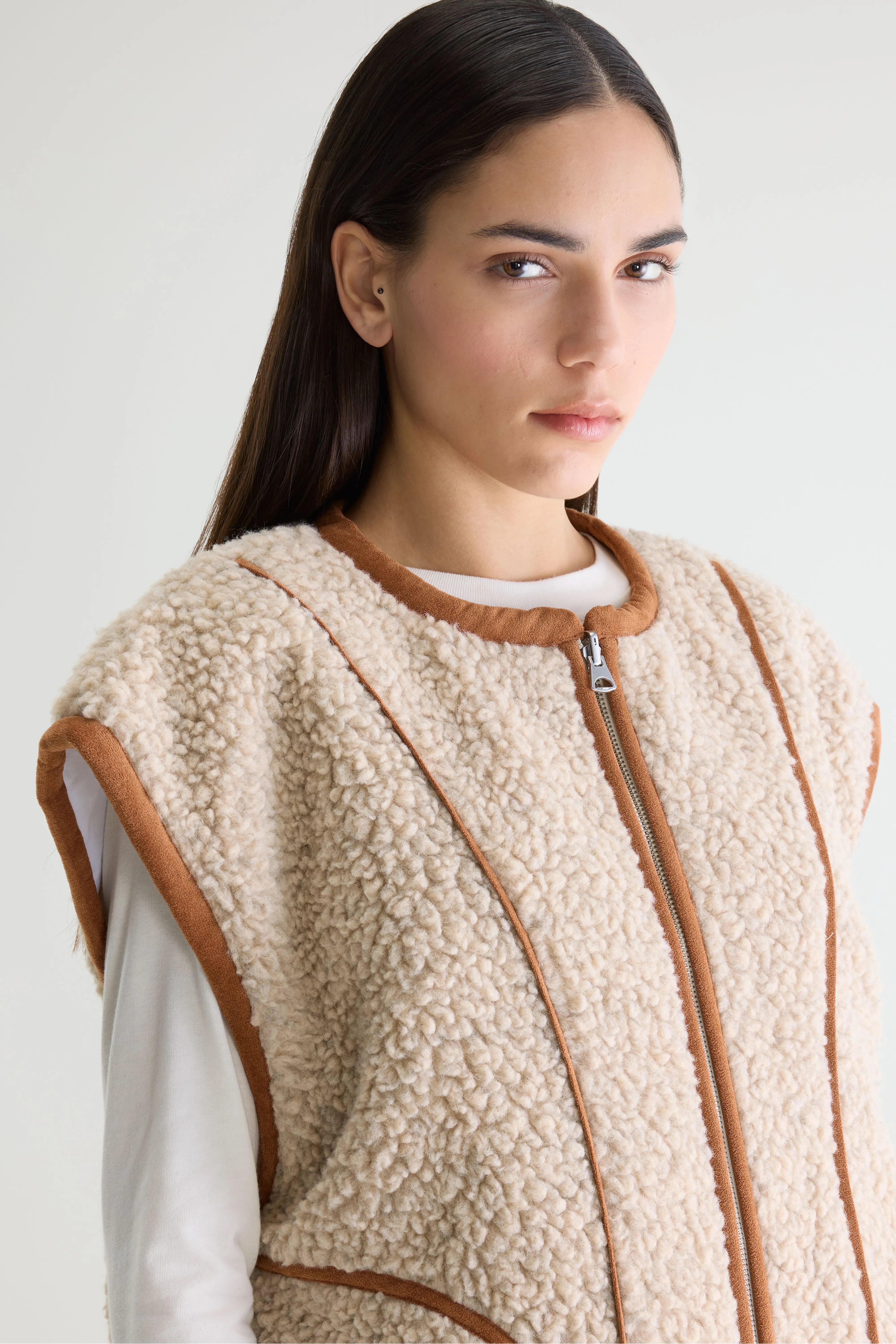 Jandi shearling bodywarmer (261 / W / COMBO A)