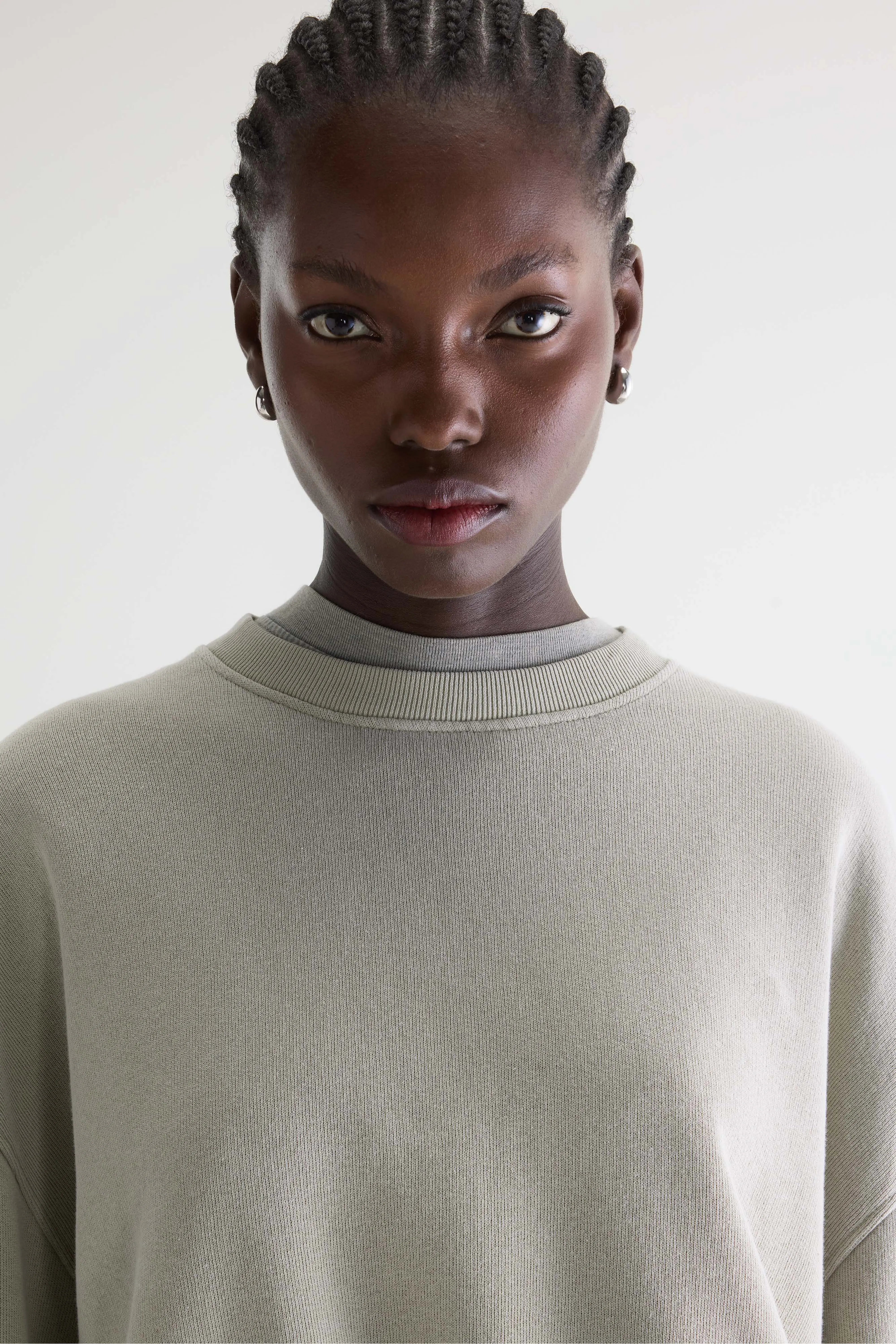 Fancy cropped sweatshirt met ronde hals (261 / W / JADEITE)