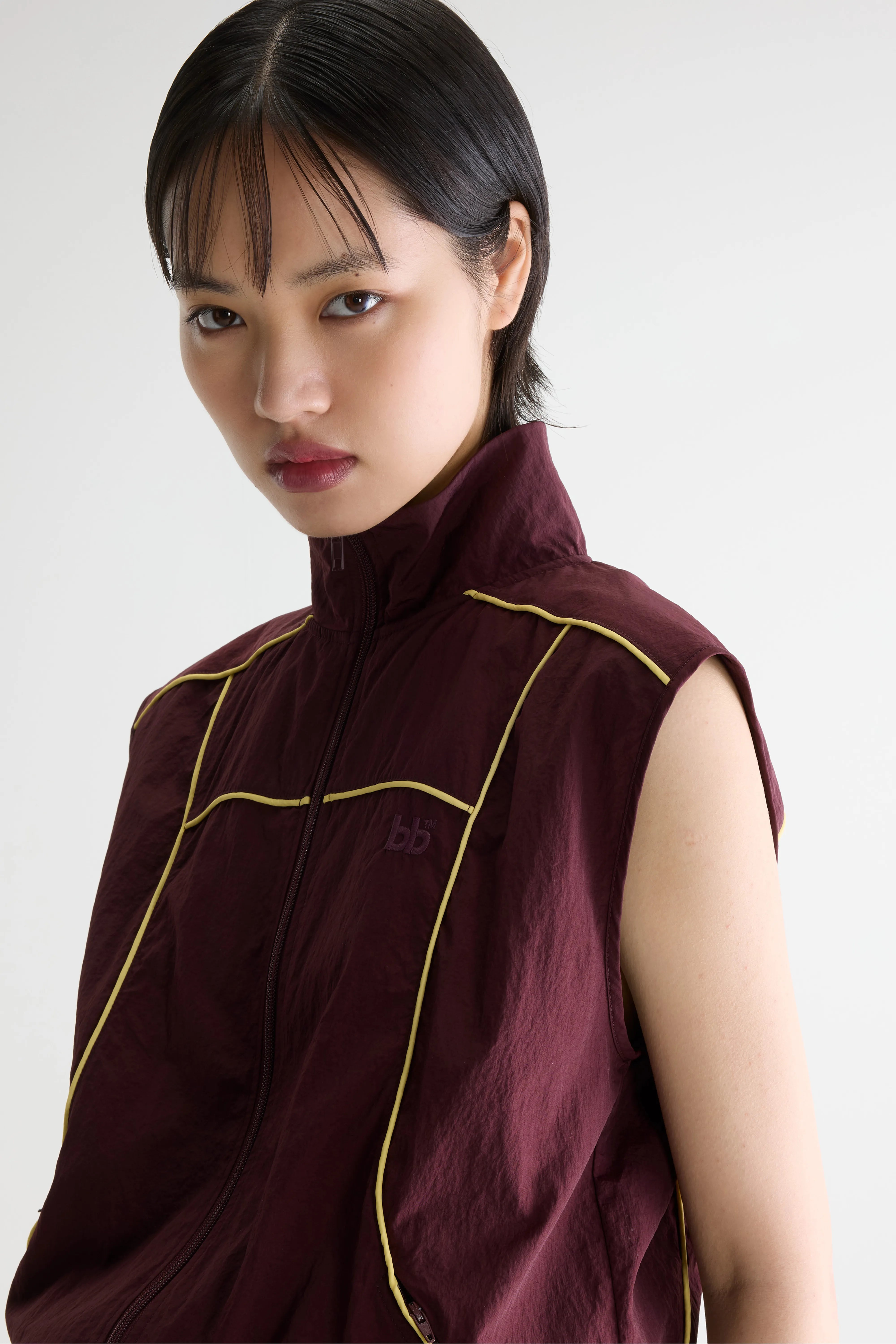 Tinta Sleeveless Sports Veste - Wine For Women | Bellerose