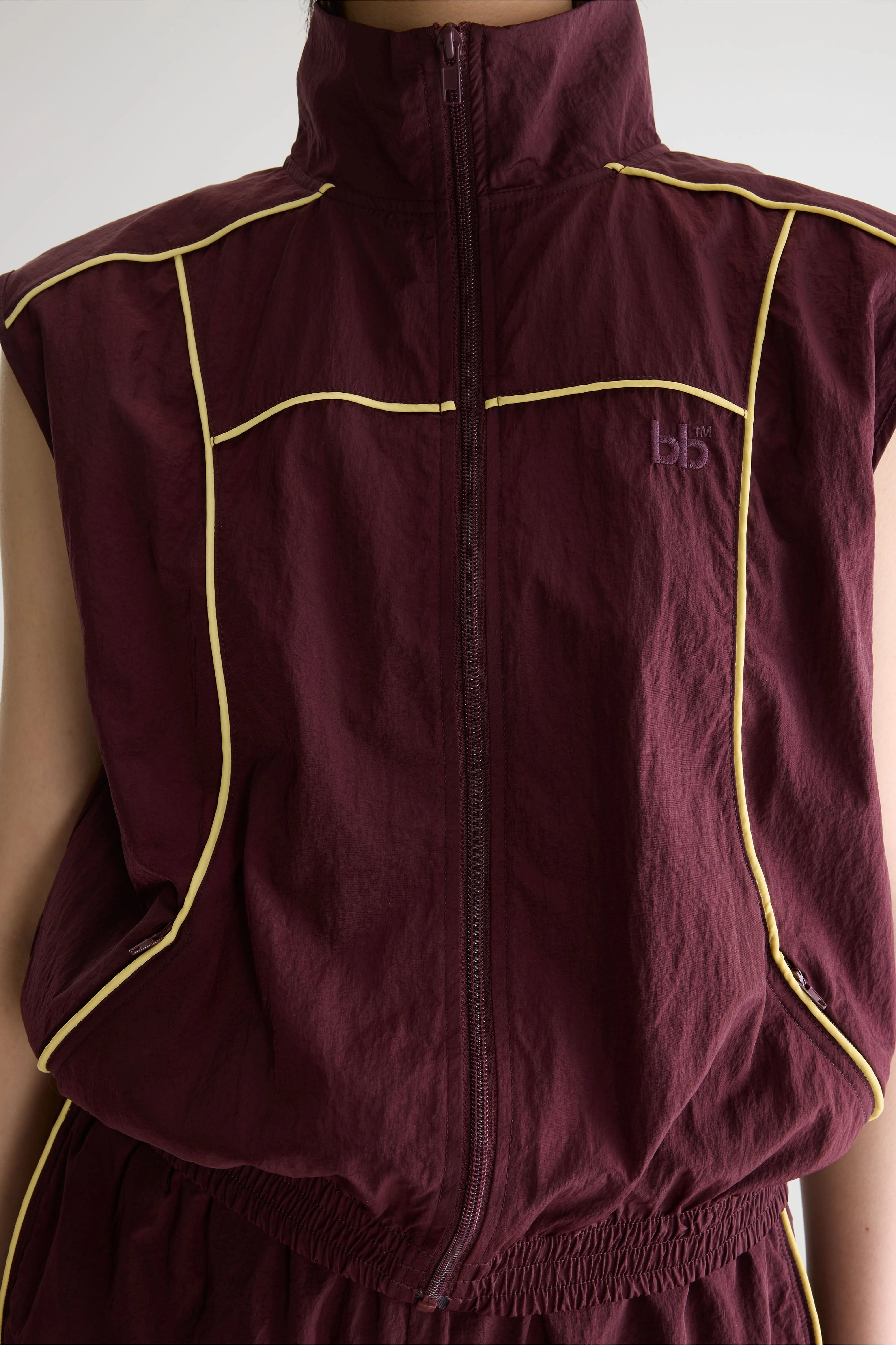 Tinta mouwloze sportvest (261 / W / WINE)