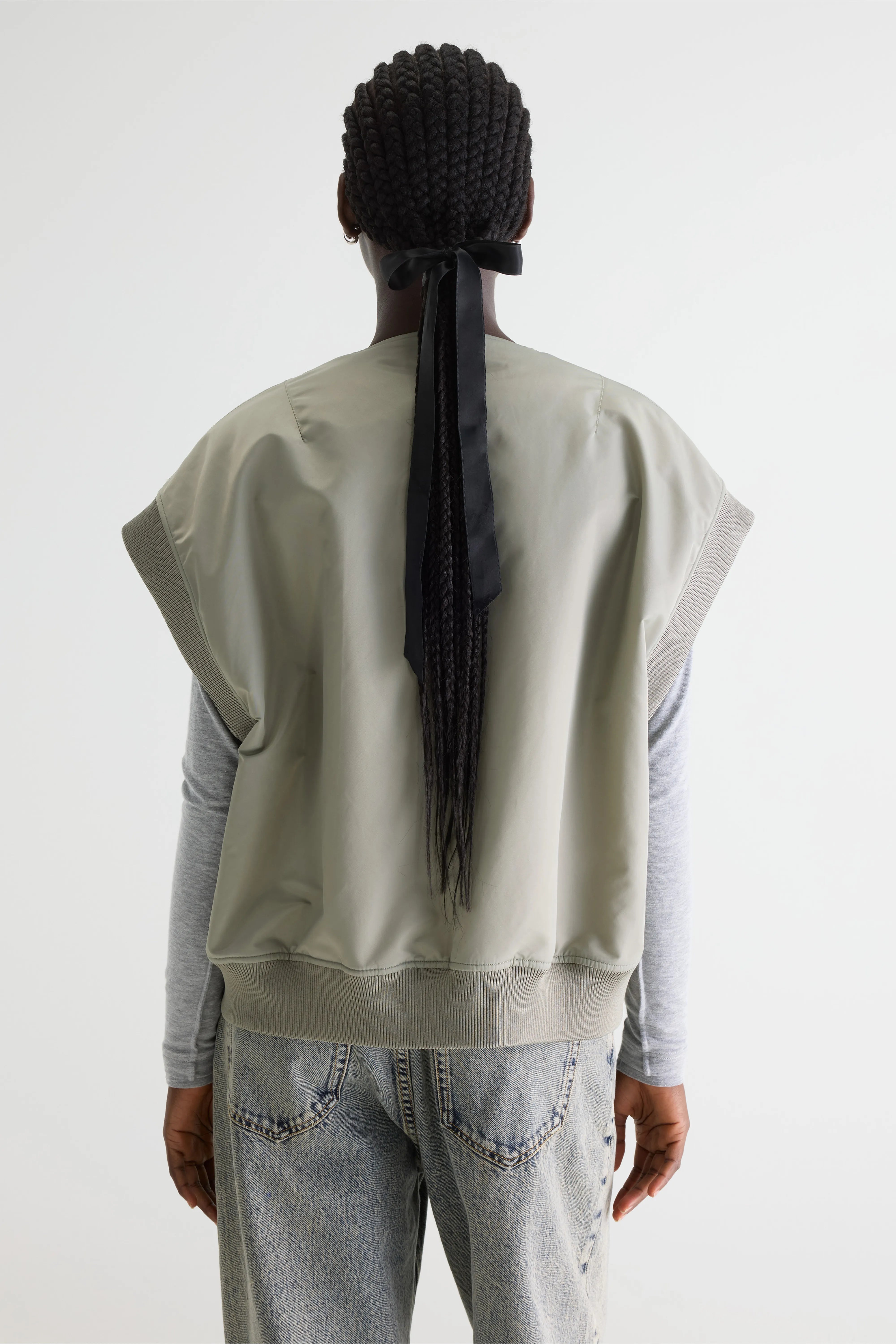 Hiroki mouwloze jas (261 / W / MERCURY)