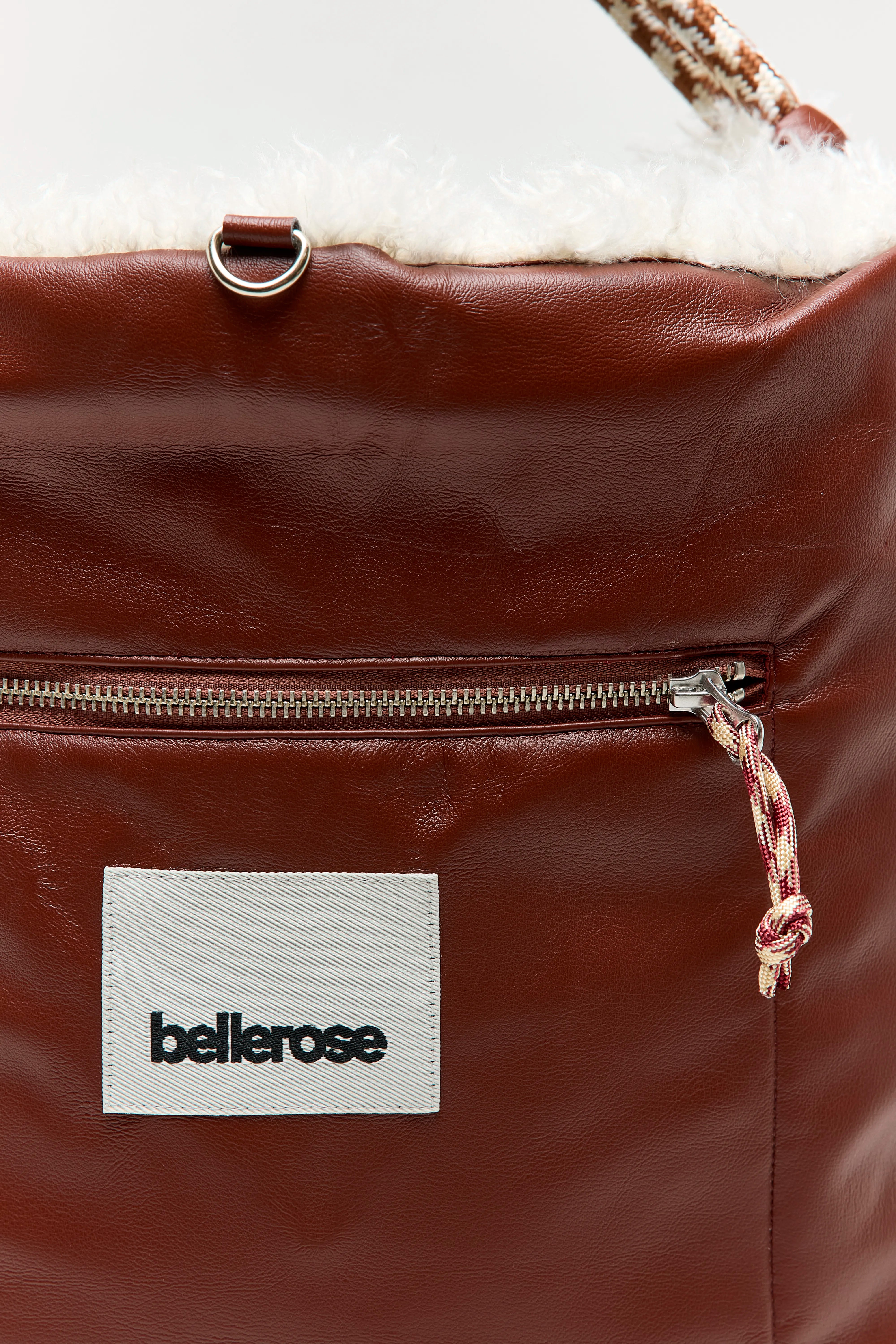 Helado tas (261 / W / LOTUS)