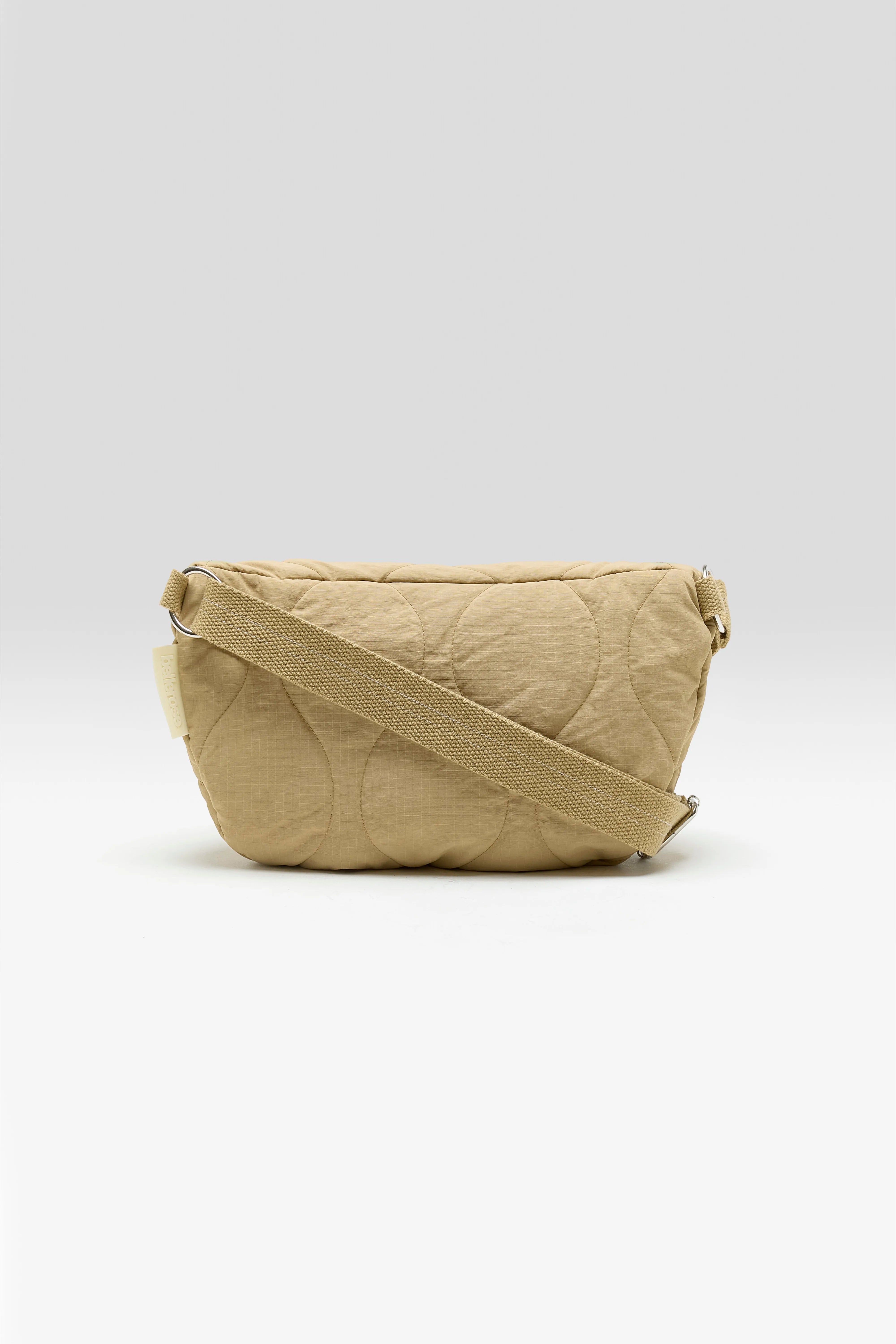 Hosie sling bag (261 / W / RAFIA)