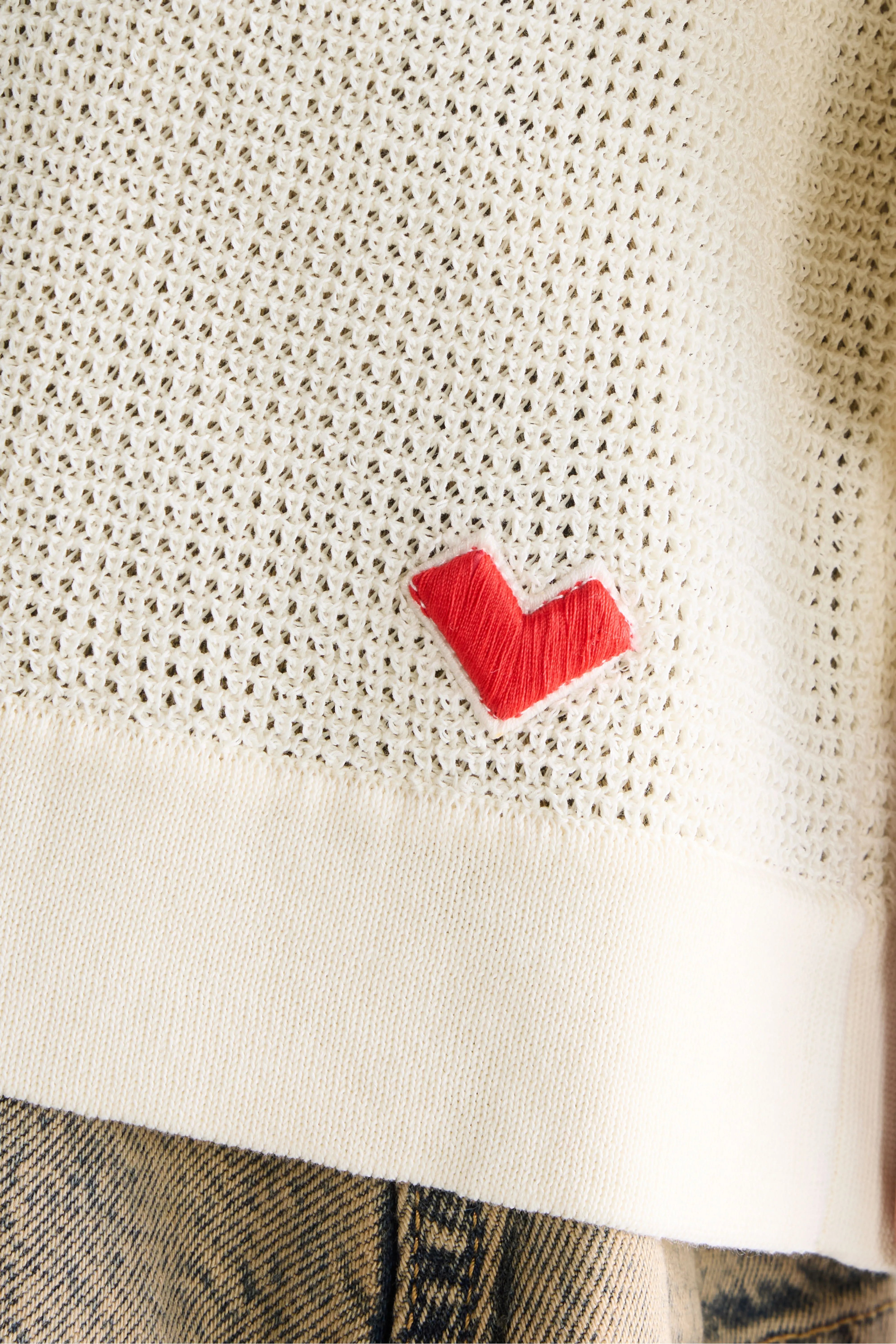 Alie sheer knit sweater (261 / W / WHISPER)