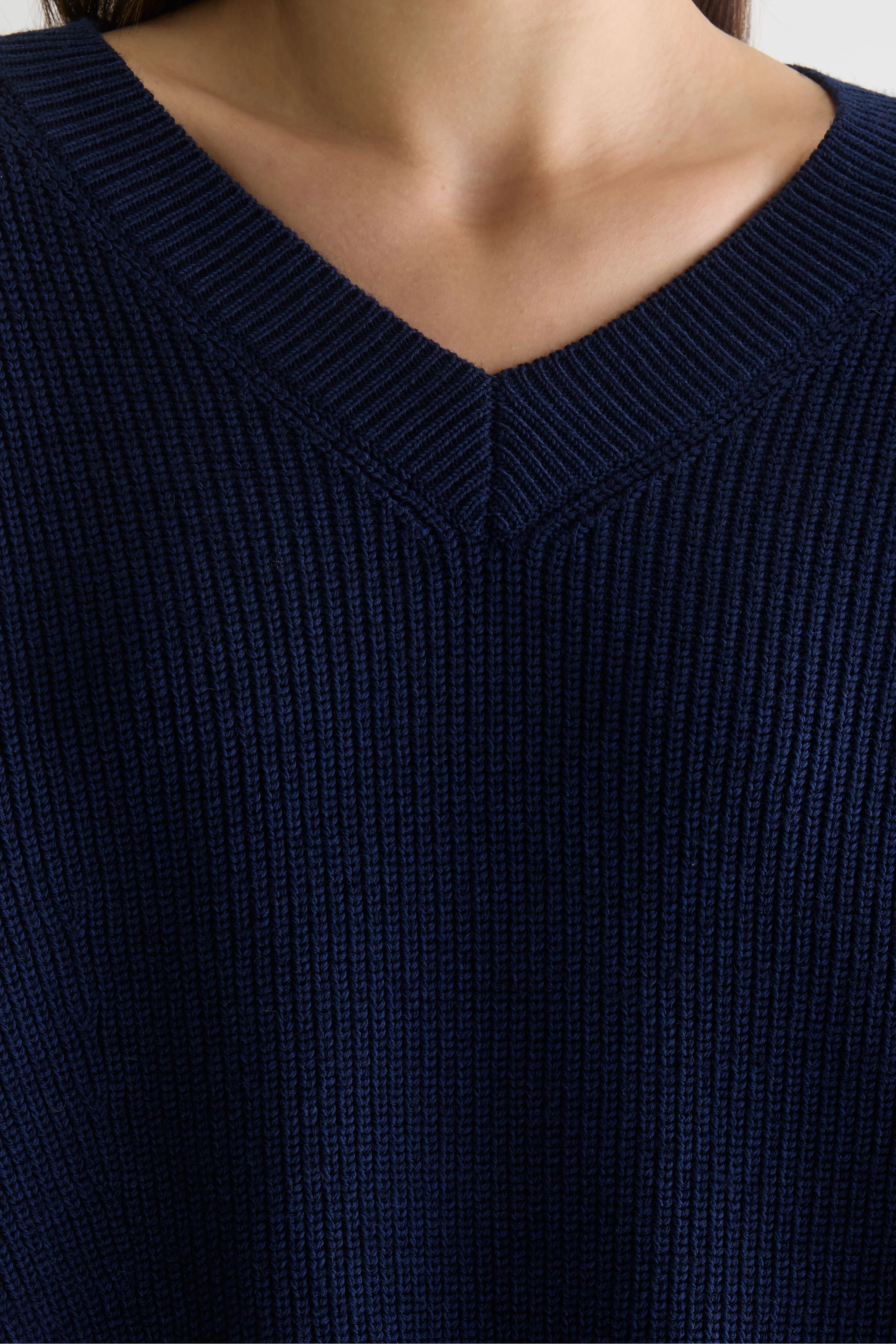 Pull cropped Aoth (261 / W / NAVY)