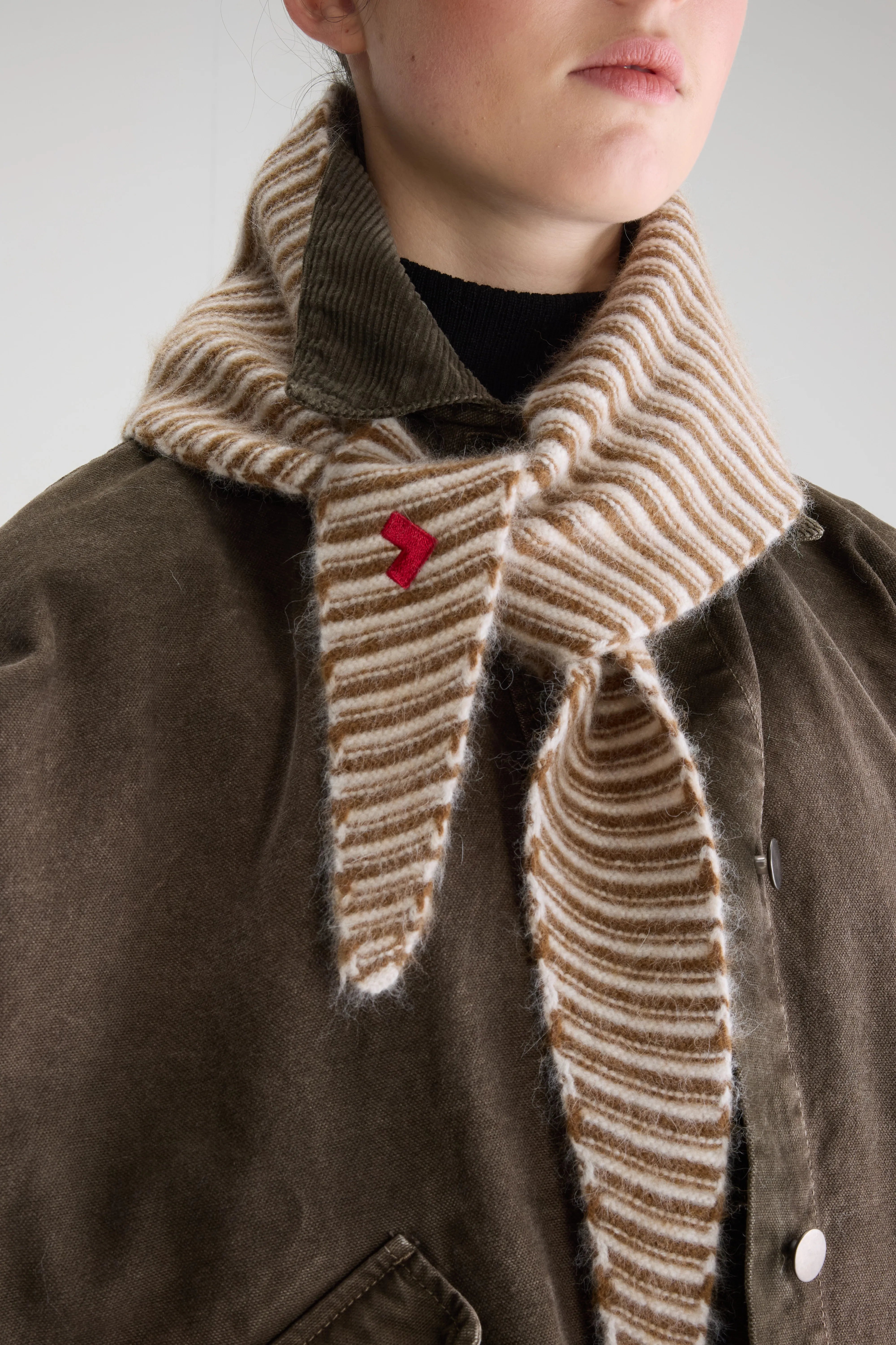 Dusol Triangle Scarf - Chocolate / Oyster For Women | Bellerose